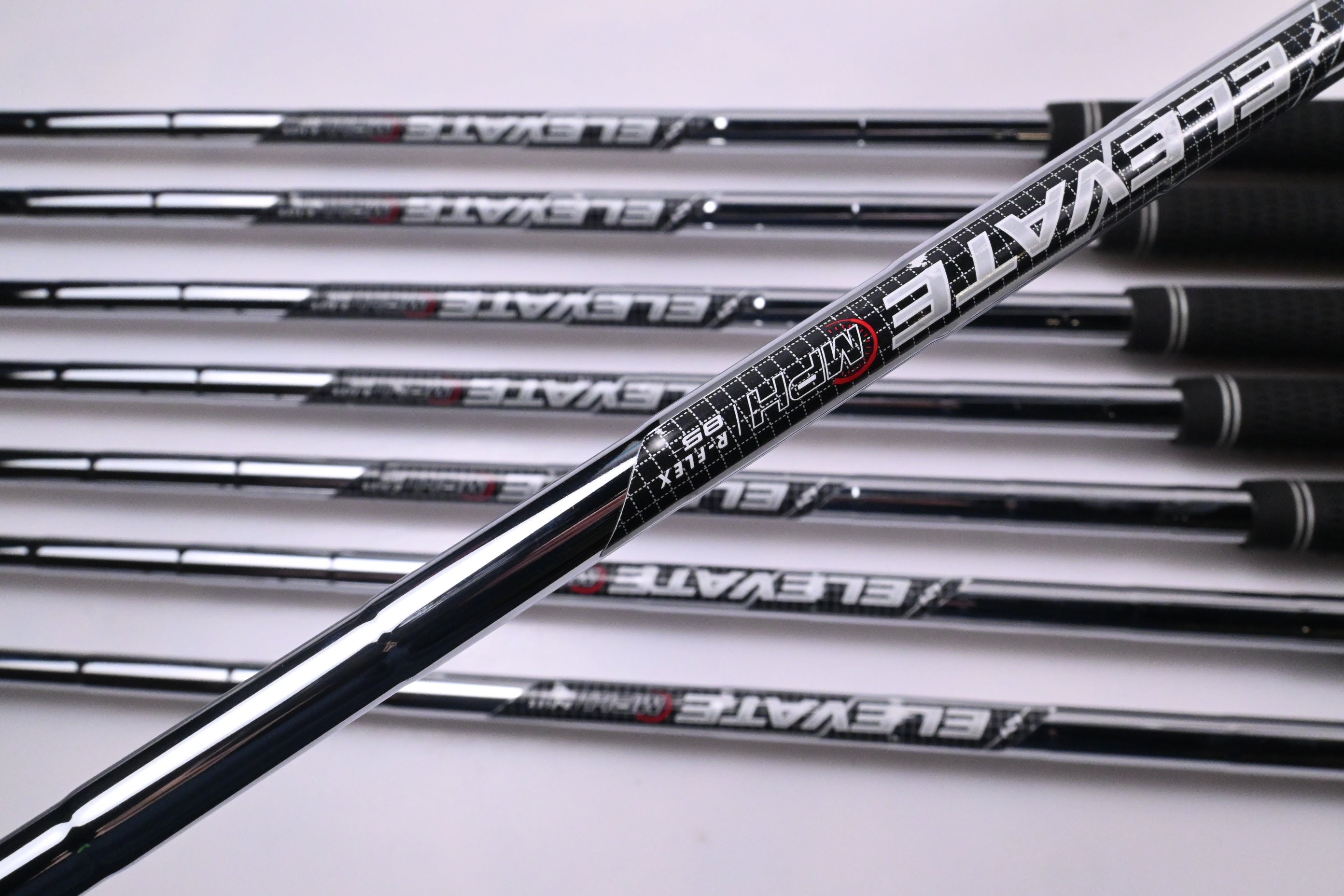 Callaway Big Bertha 2023 Irons / 4-PW+GW / Regular Flex Elevate MPH 85 Shafts