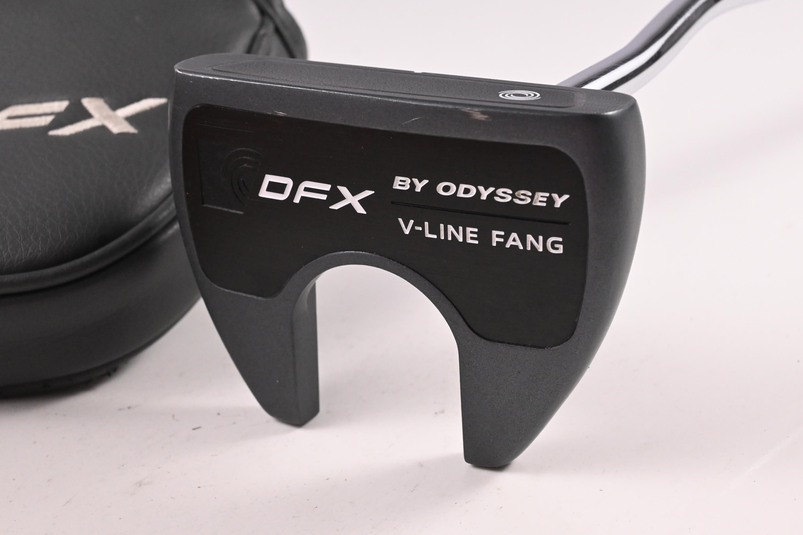 Odyssey DFX V-Line Fang 2025 Putter / 34 Inch