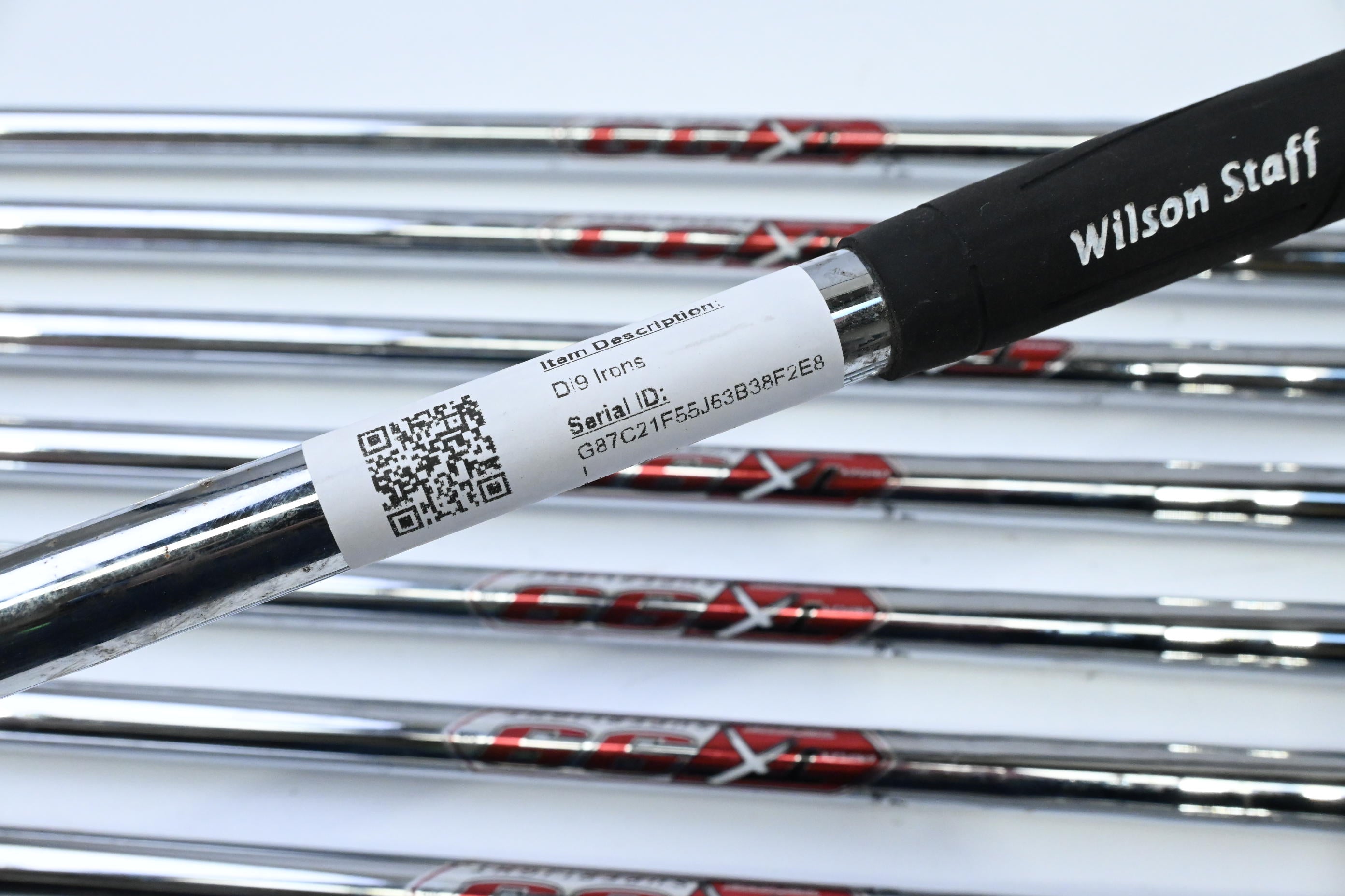 Wilson Di9 Irons / 4-PW+GW / Uniflex TX 99 Superlight Shafts