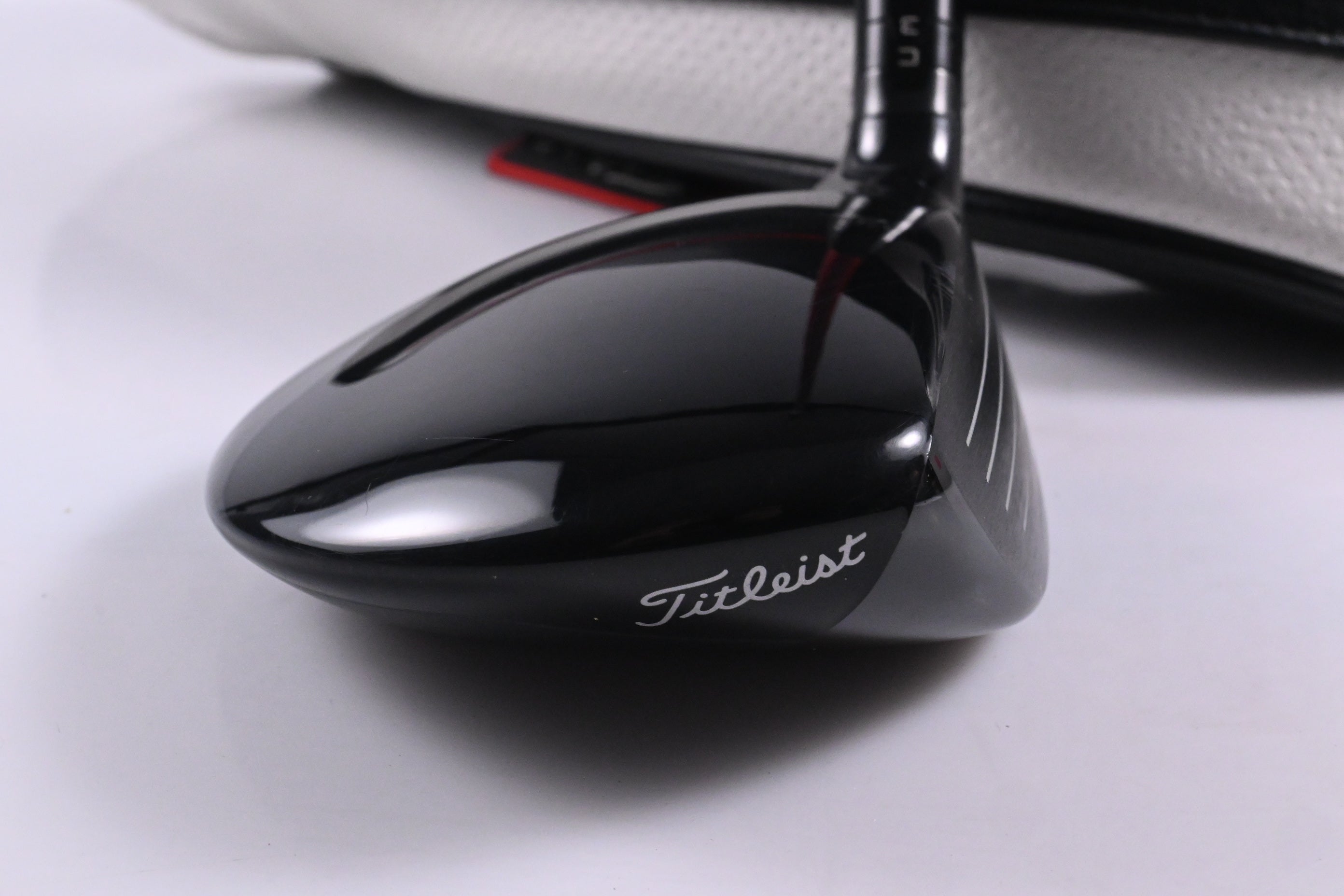 Titleist GT1 #5 Wood / 18 Degree / Senior Flex Project X Denali Red 60 Shaft