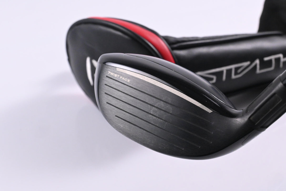 Taylormade Stealth #4 Hybrid / 22 Degree / Regular Flex Ventus Red 6 Shaft