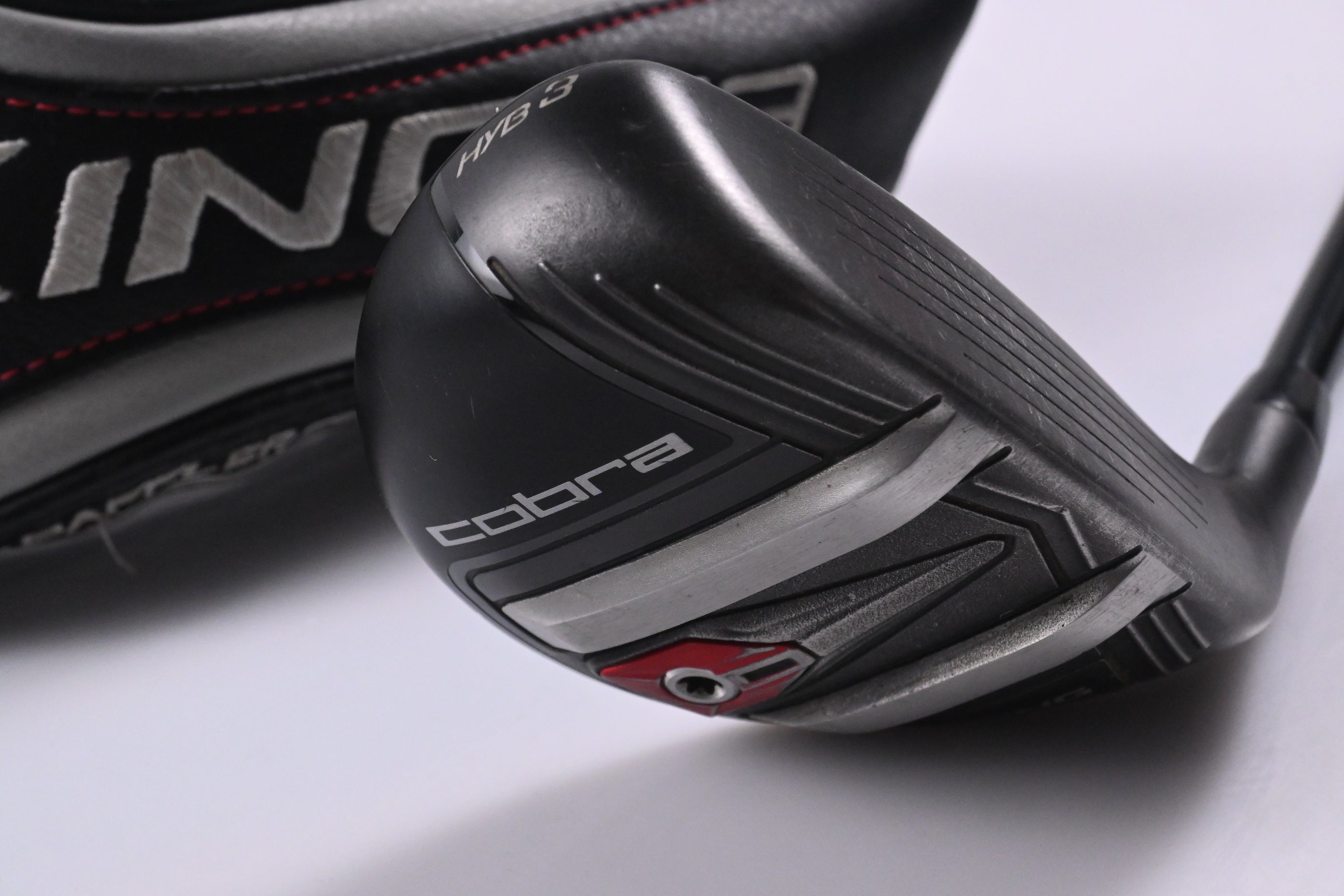 Cobra King F9 #3 Hybrid / 19 Degree / Regular Flex Atmos Black 7 Shaft
