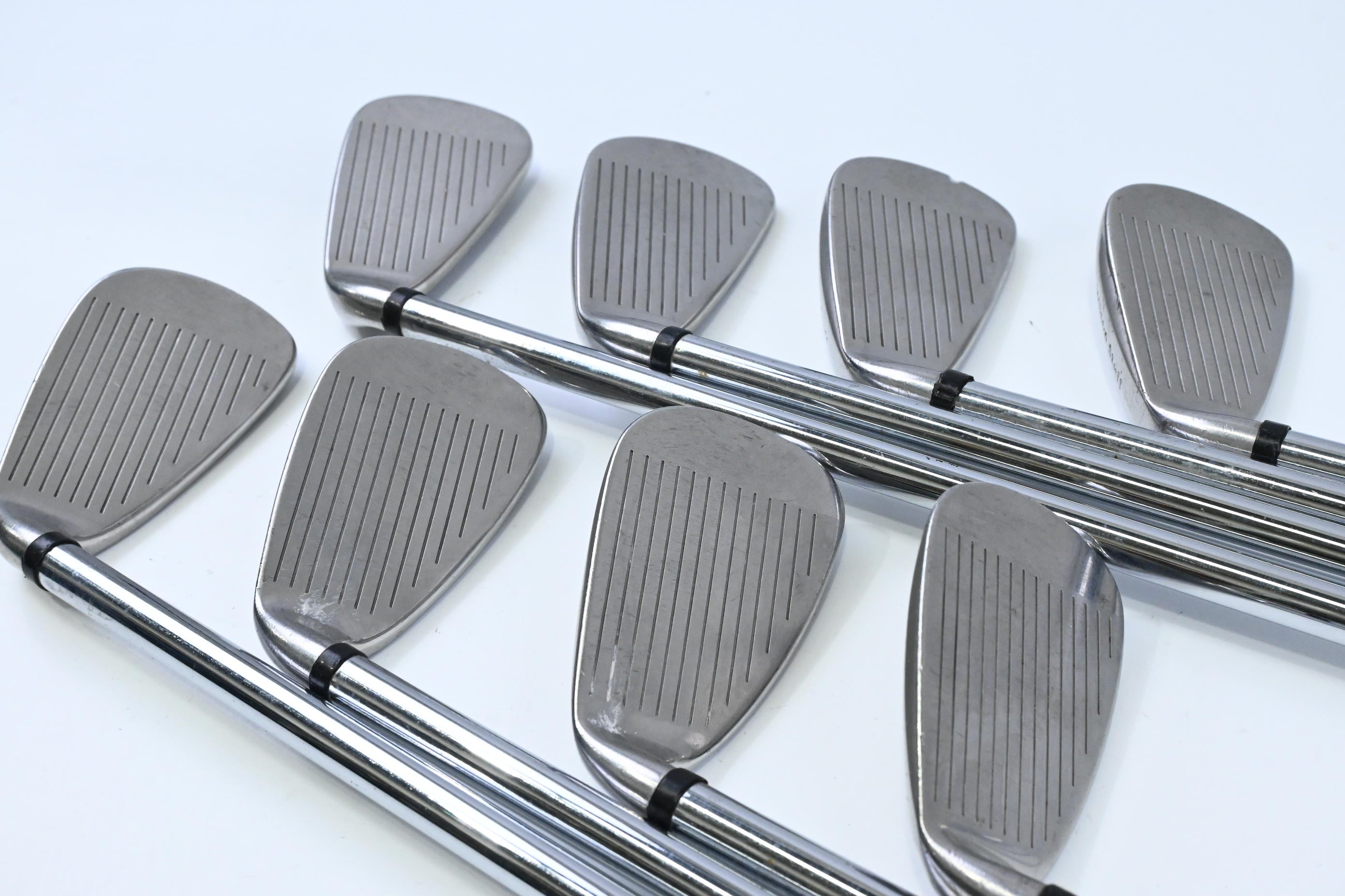 Wilson DI7 Irons / 4-PW+SW / Uniflex TX-105fs Shafts