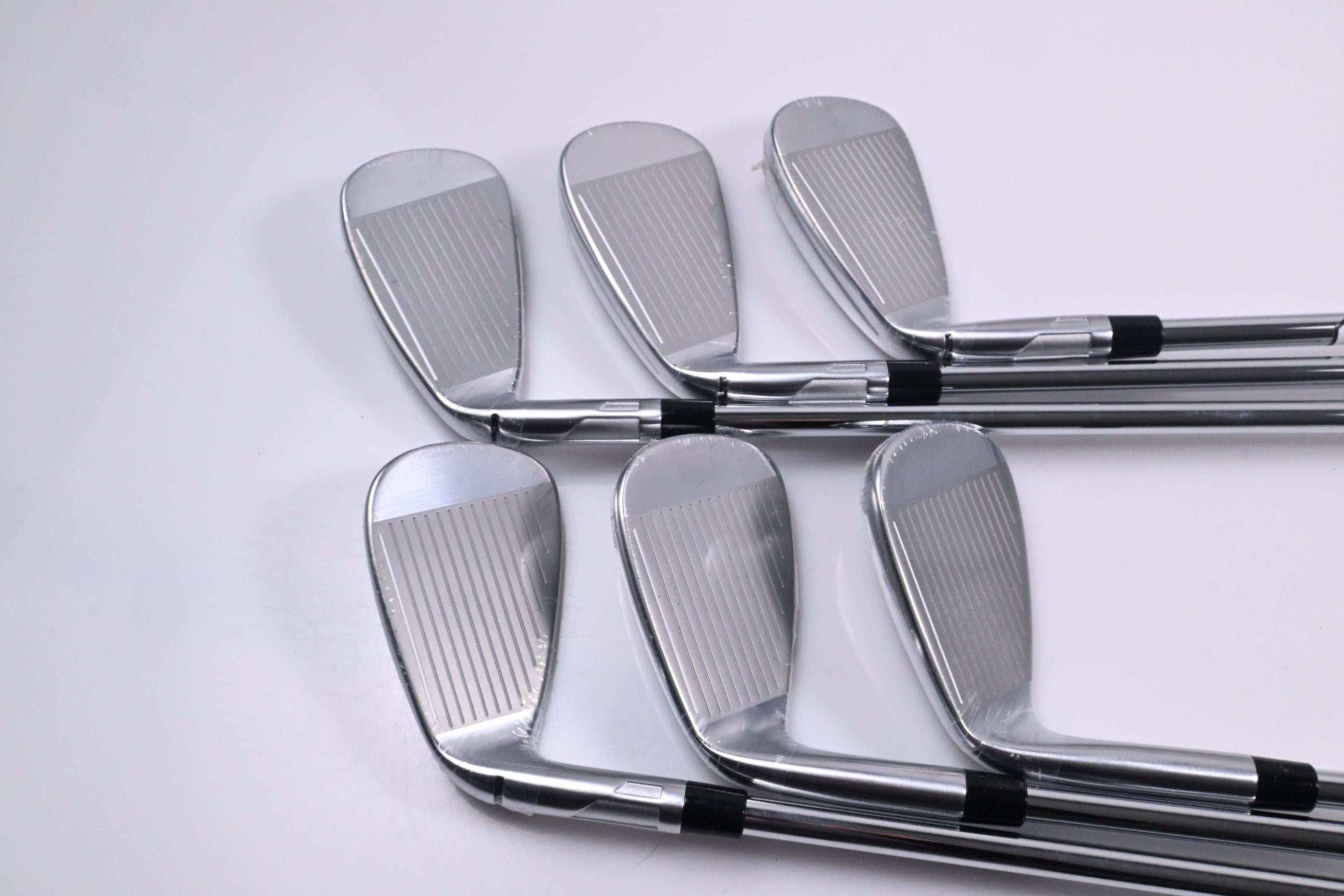 Taylormade Qi Max Irons / 5-PW / Stiff Flex KBS MAX MT 85 Shafts
