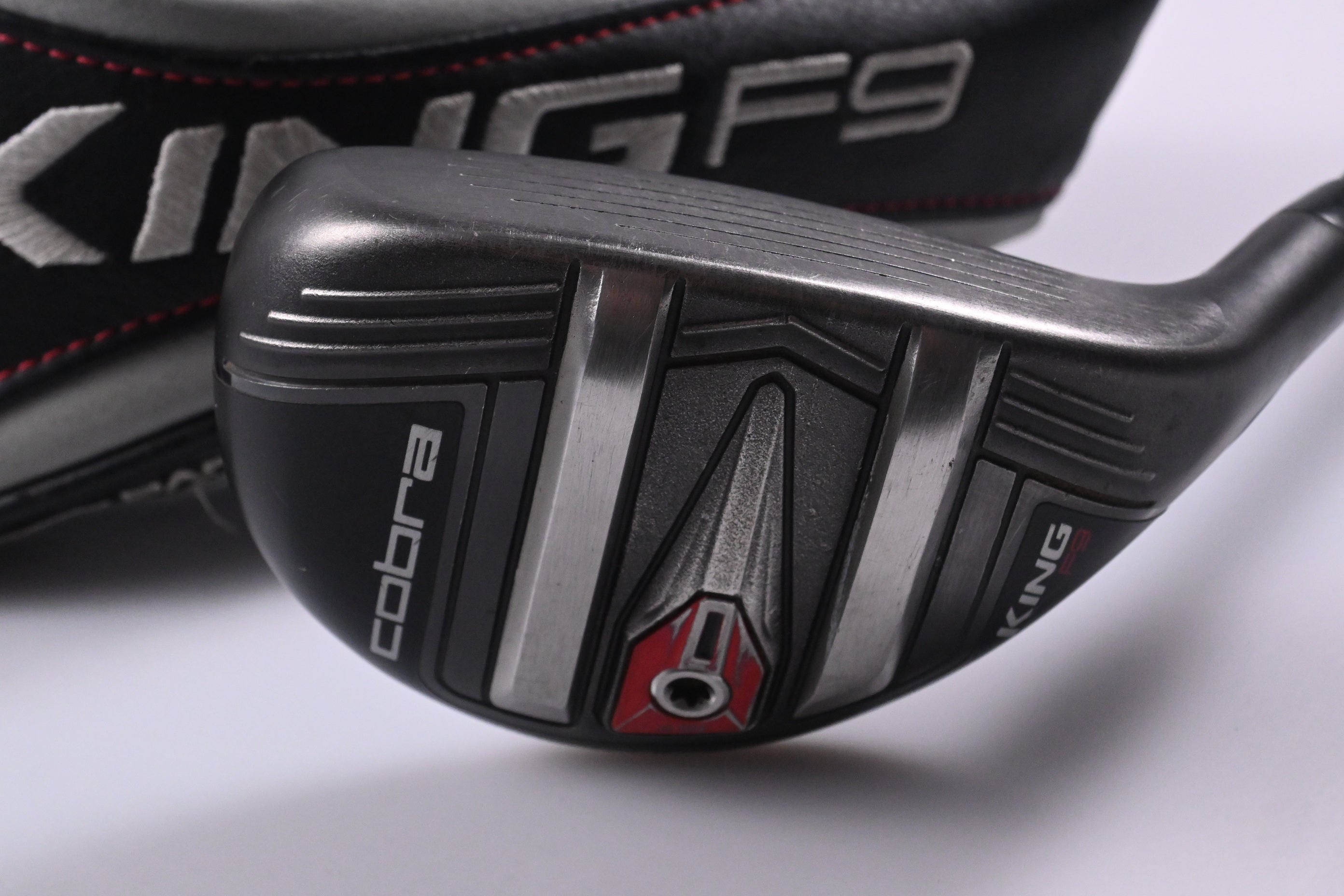 Cobra King F9 #3 Hybrid / 19 Degree / Regular Flex Atmos Black 7 Shaft