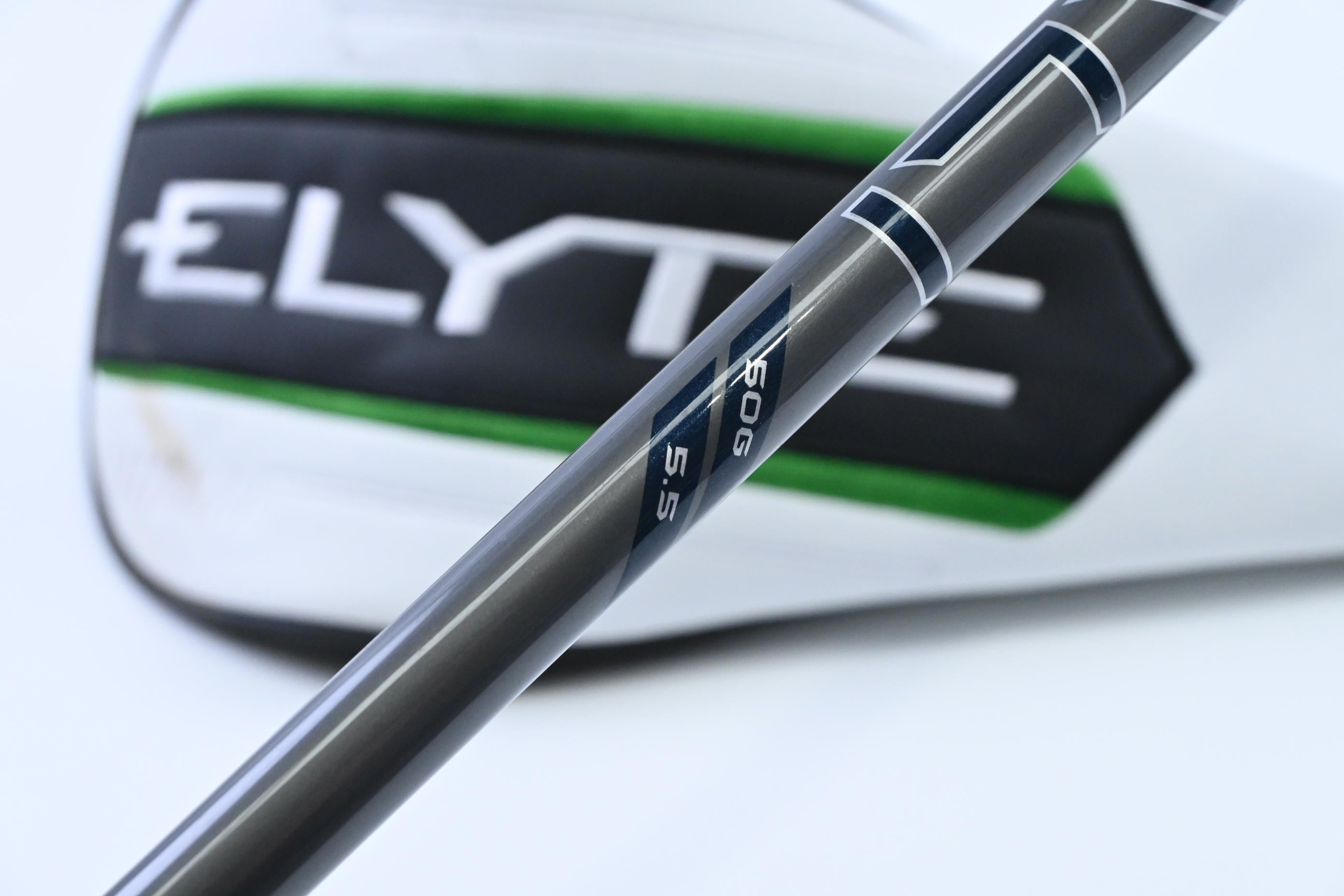 Callaway Elyte X Driver / 10.5 Degree / Regular Flex Denali Charcoal 50 Shaft