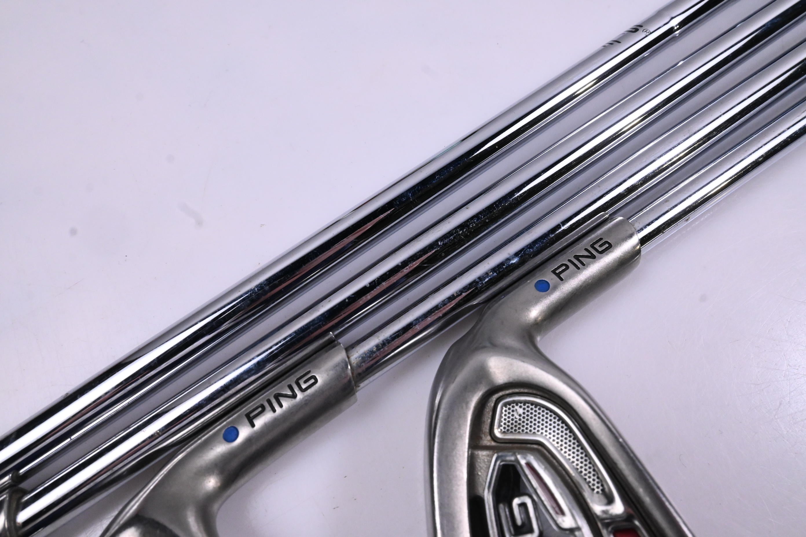 Ping i15 Irons / 4-PW+GW / Blue Dot / Regular Flex Ping AWT Shafts