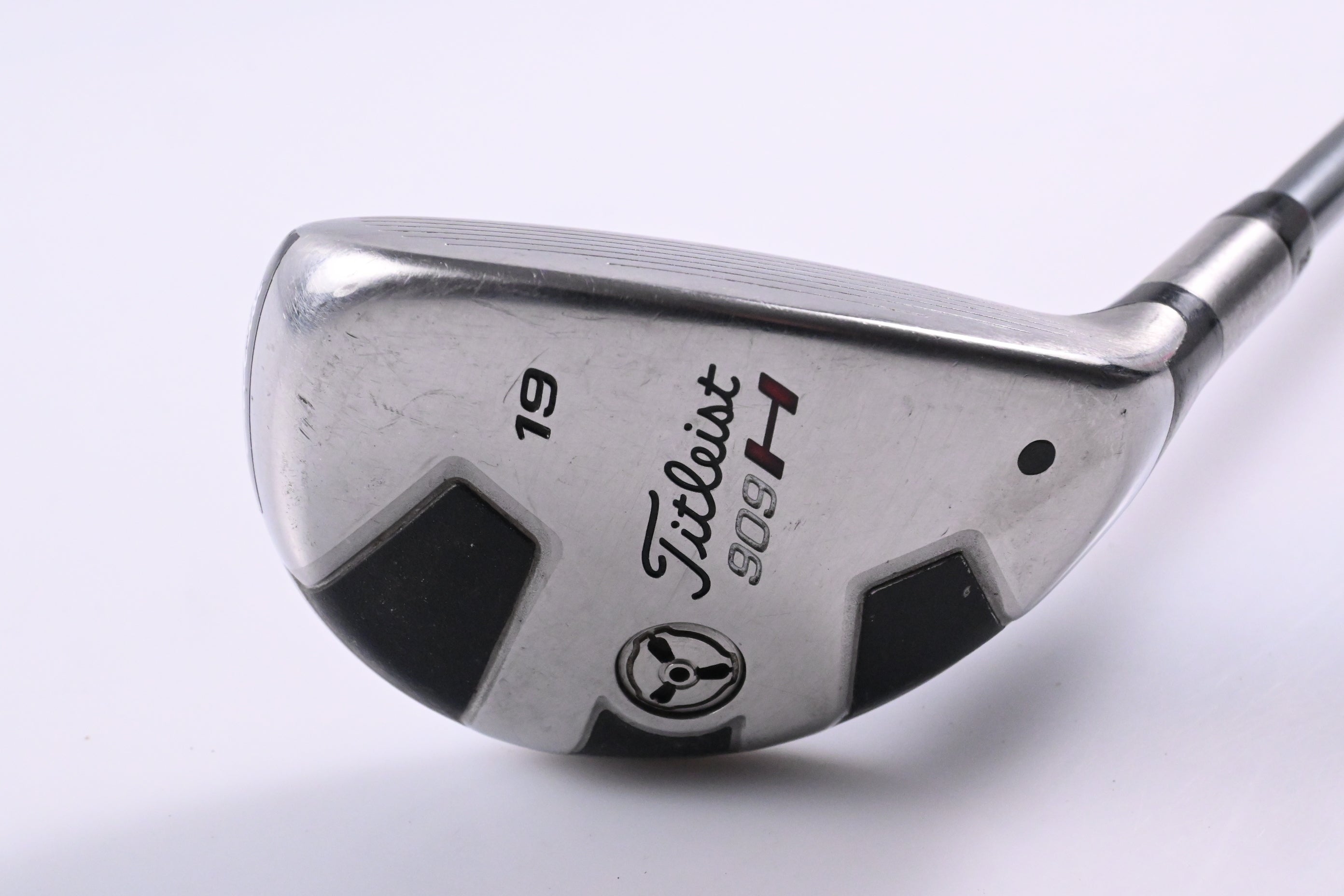 Titleist 909H #3 Hybrid / 19 Degree / Regular Flex Diamana Blue 80 Shaft