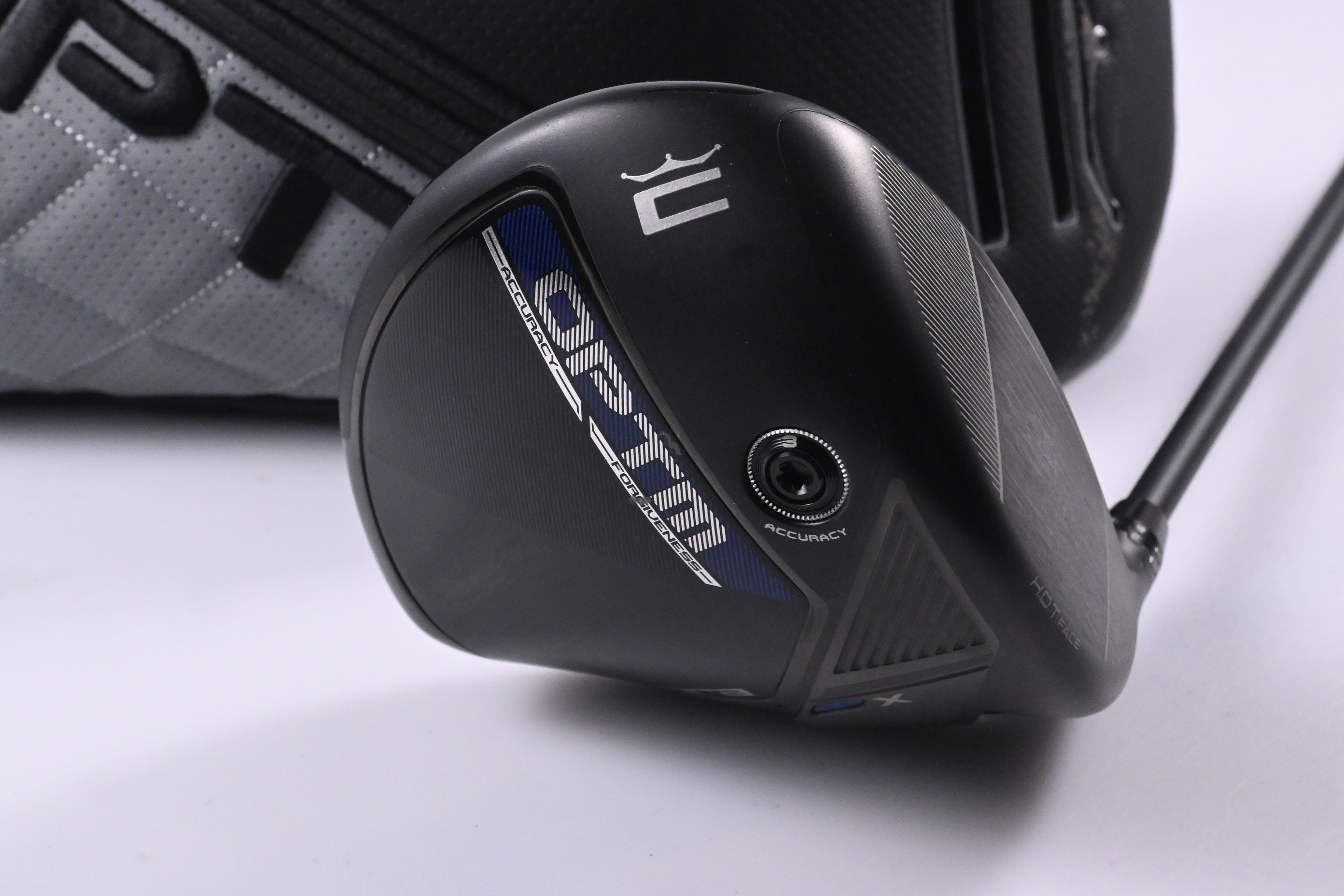Cobra OPTM X Driver / 10.5 Degree / Stiff Flex Kai'li Red Darkwaves 50 Shaft