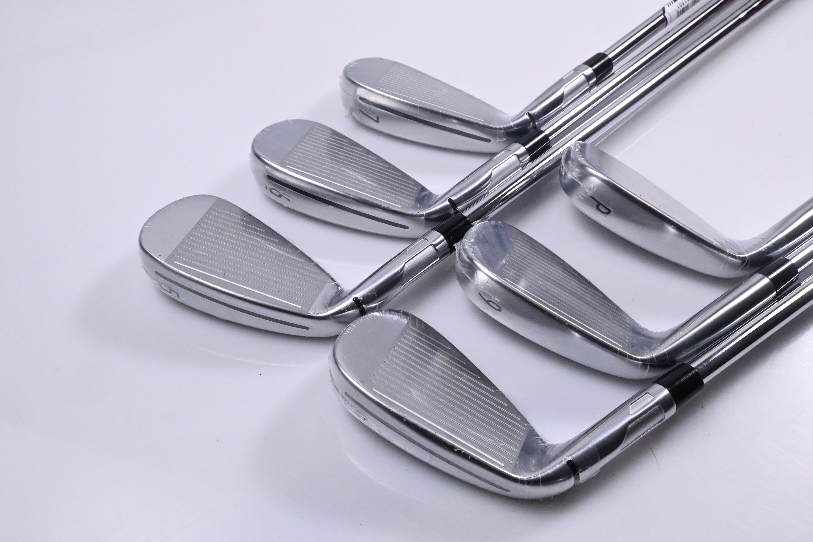 Taylormade Qi Max Irons / 5-PW / Stiff Flex KBS MAX MT 85 Shafts
