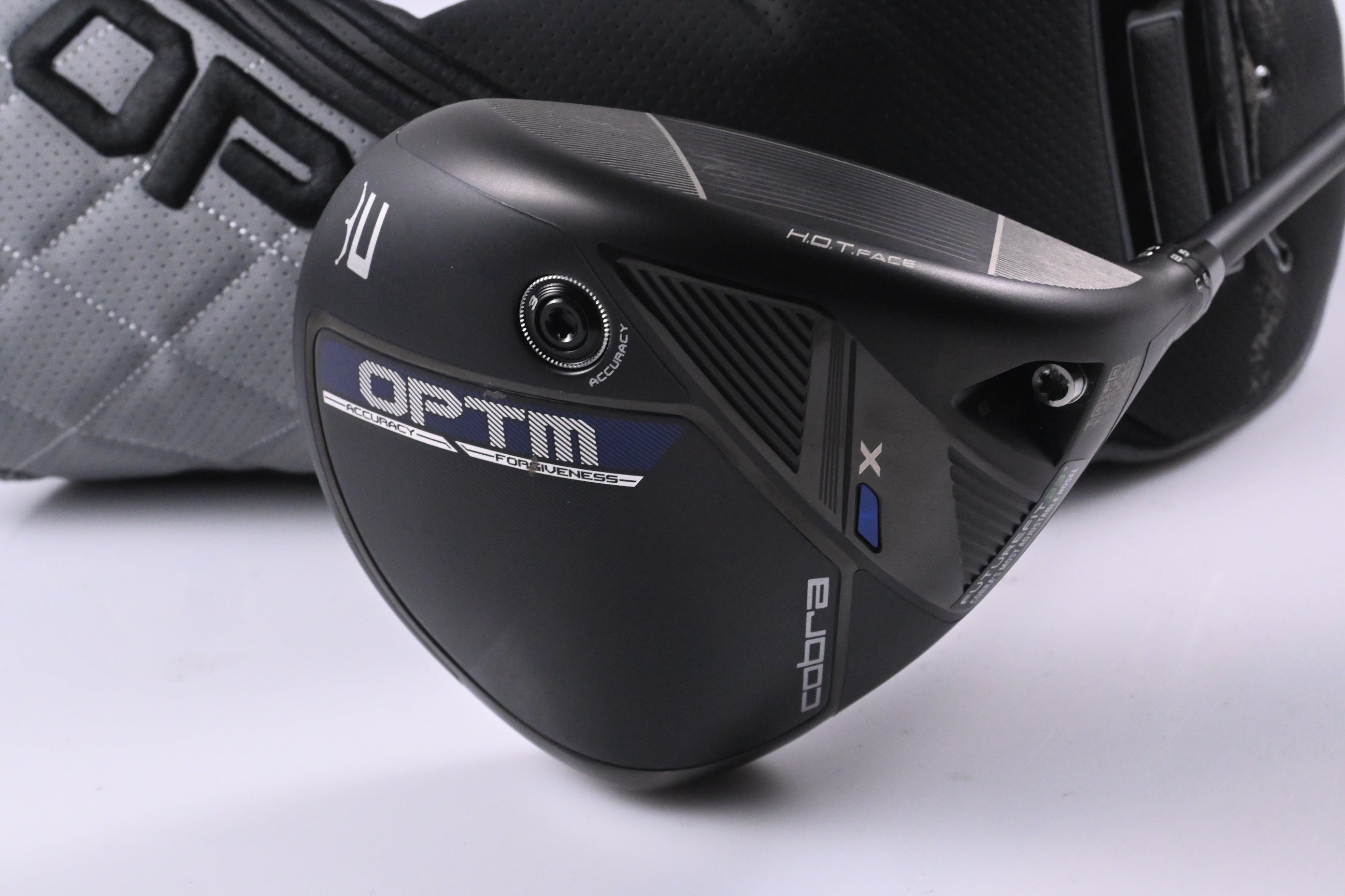 Cobra OPTM X Driver / 10.5 Degree / Stiff Flex Kai'li Red Darkwaves 50 Shaft