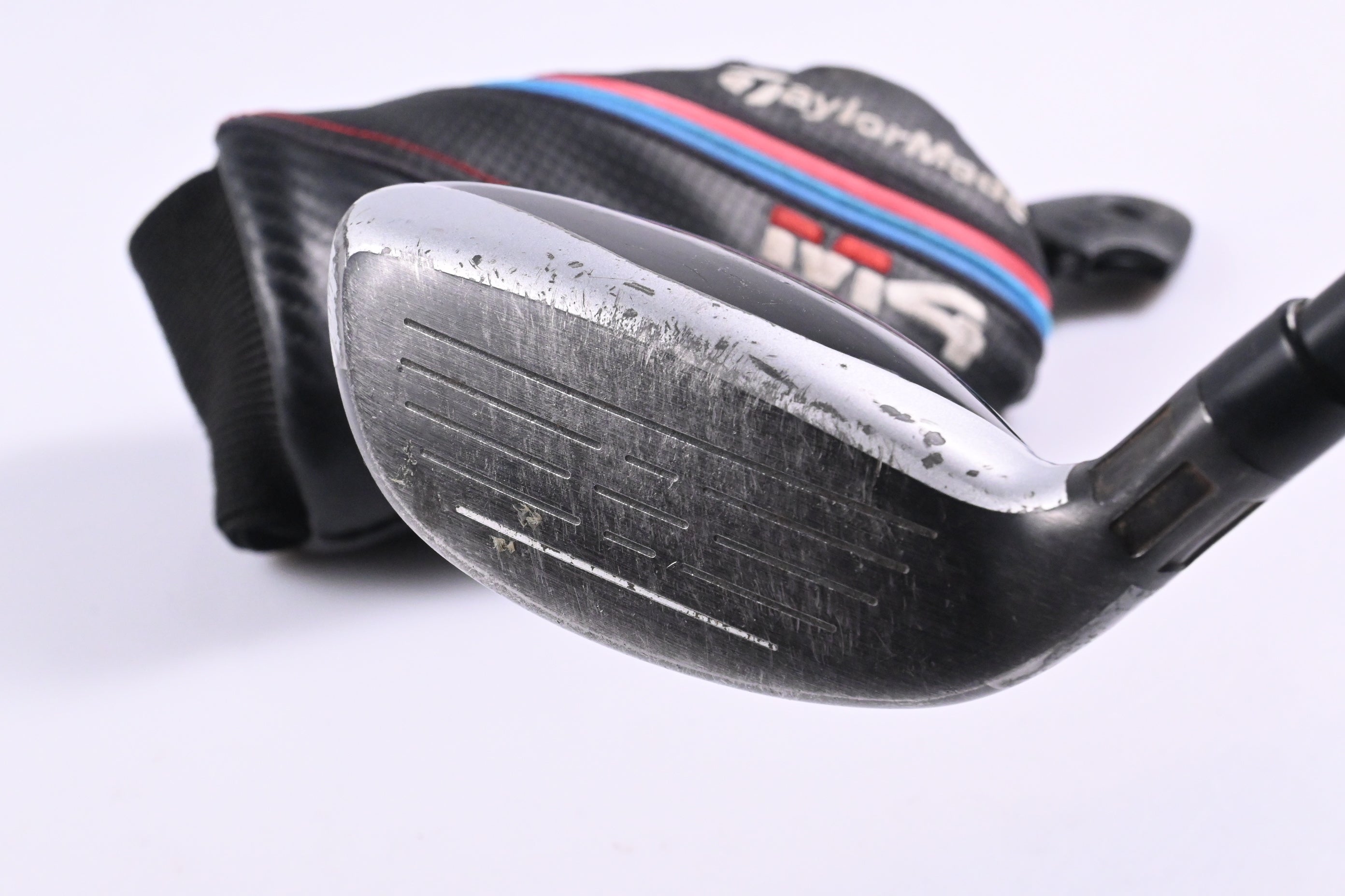 Taylormade M4 #3 Hybrid / 19 Degree / Regular Flex Fujikura Atmos Red 6 Shaft