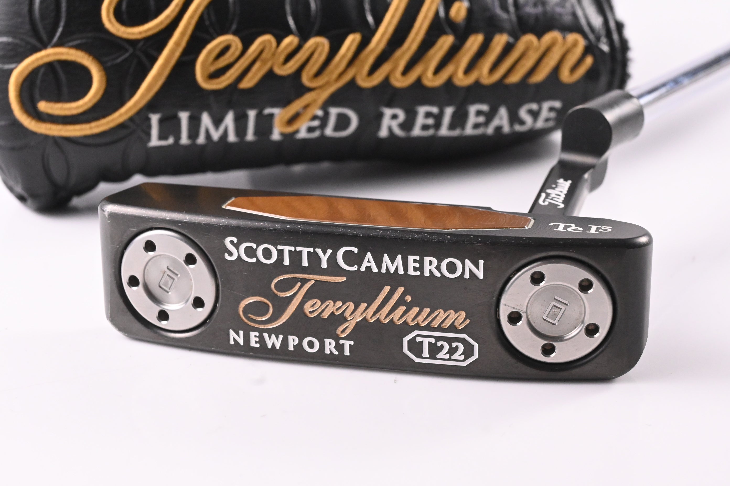 Scotty Cameron Teryllium T22 Newport Putter / 35 Inch