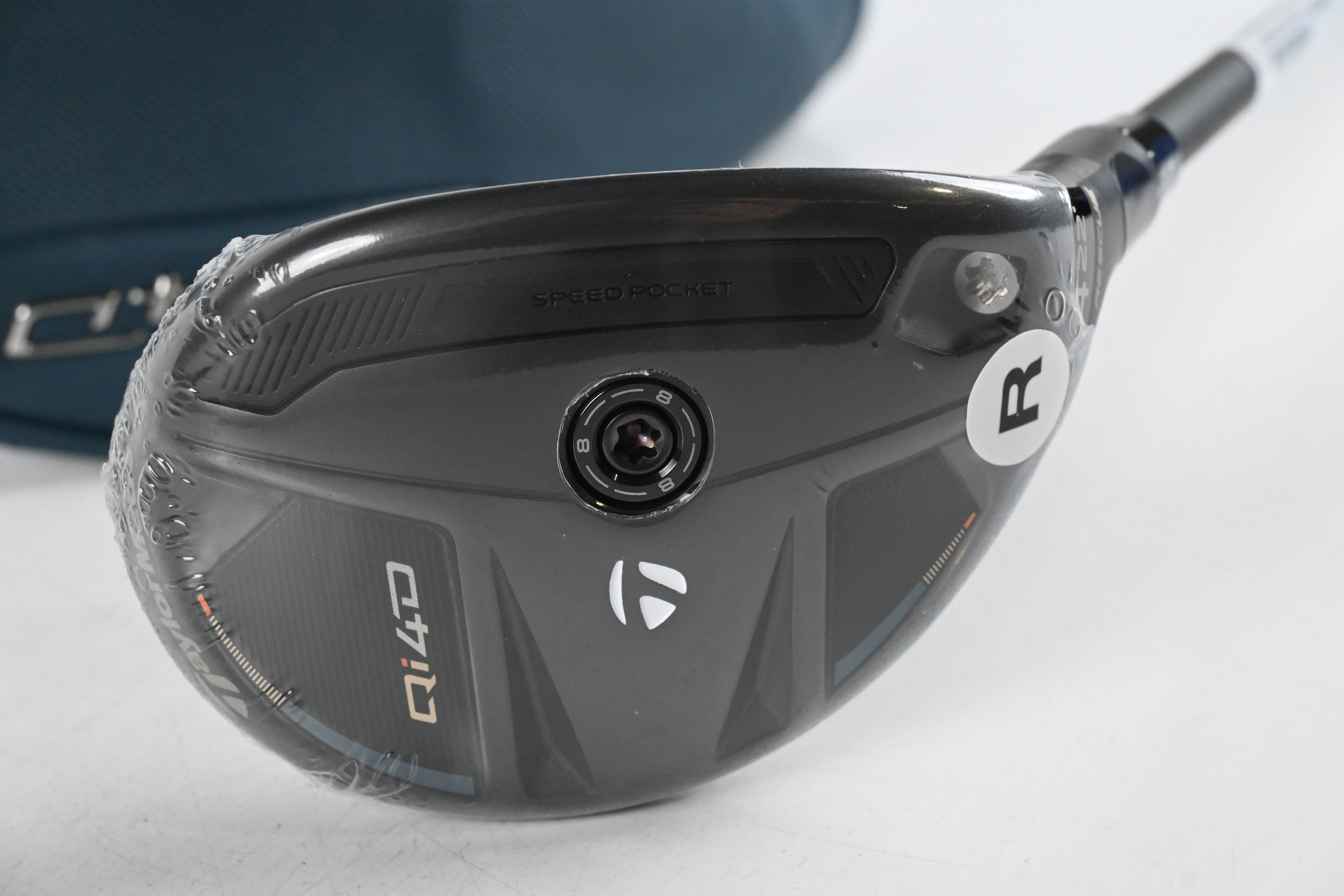 Taylormade Qi4D #4 Hybrid / 22 Degree / Regular Flex KBS Reax 65 Shaft