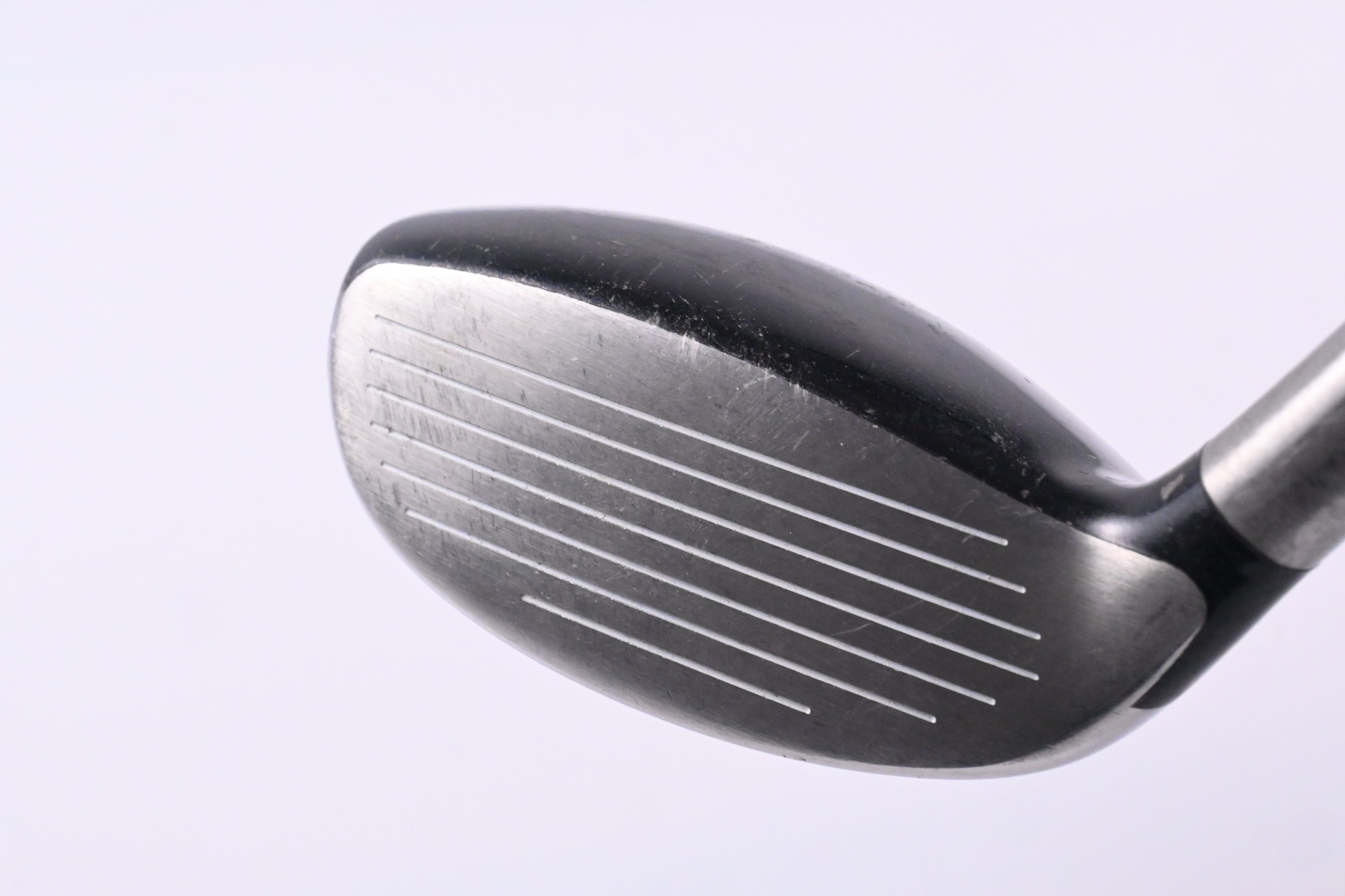 Titleist 909H #3 Hybrid / 19 Degree / Regular Flex Diamana Blue 80 Shaft