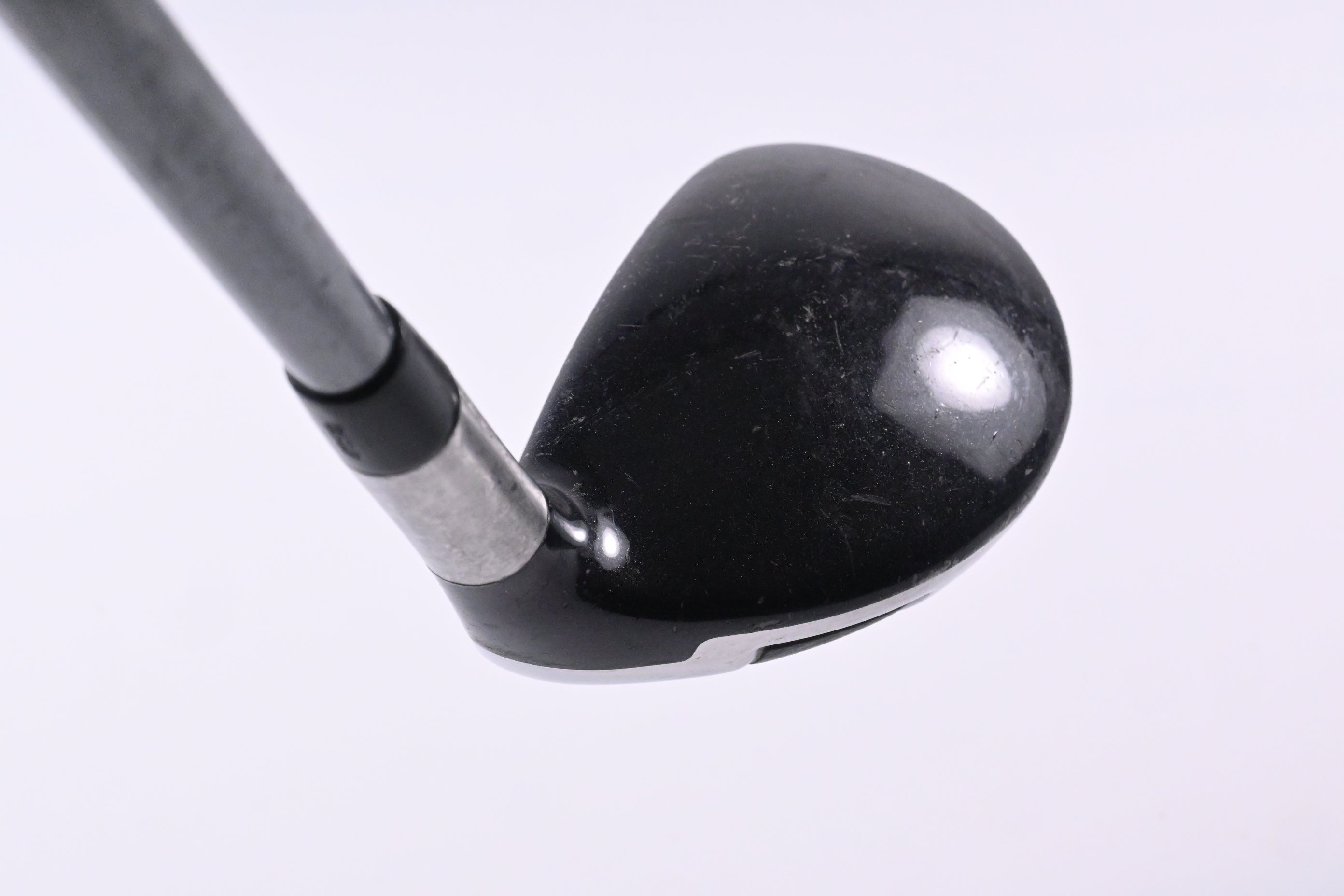 Titleist 909H #3 Hybrid / 19 Degree / Regular Flex Diamana Blue 80 Shaft