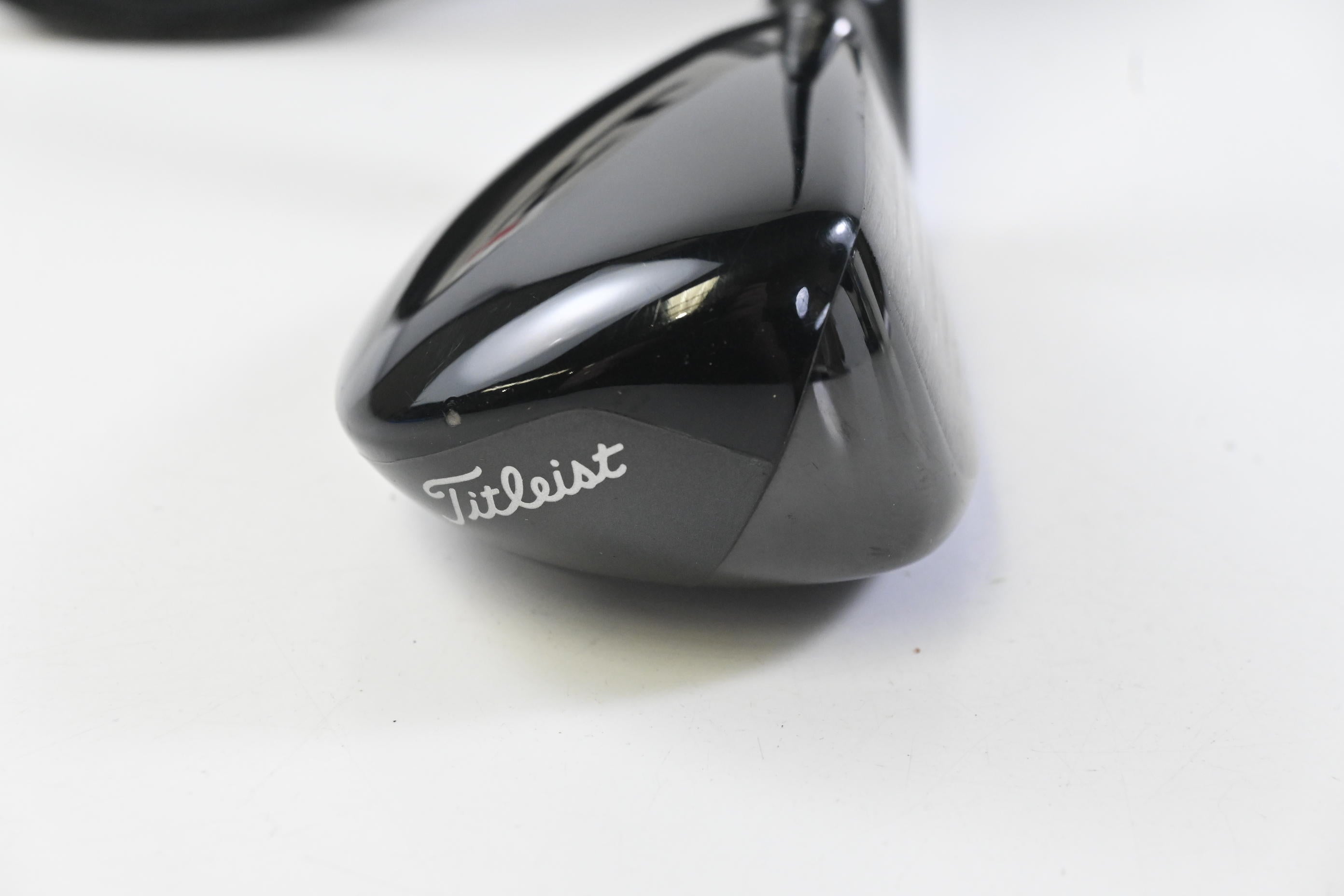 Titleist TSi3 #2 Hybrid / 18 Degree / Stiff Flex HZRDUS Smoke Black RDX 80 Shaft