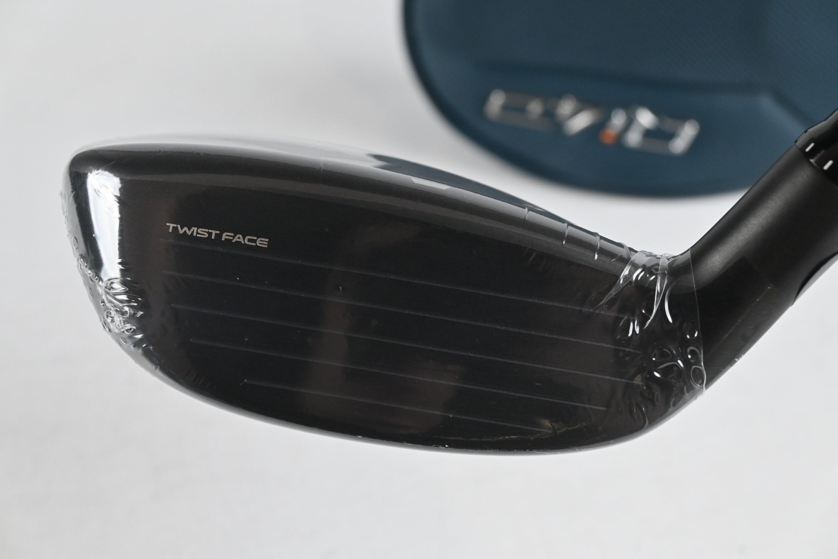 Taylormade Qi4D #4 Hybrid / 22 Degree / Regular Flex KBS Reax 65 Shaft
