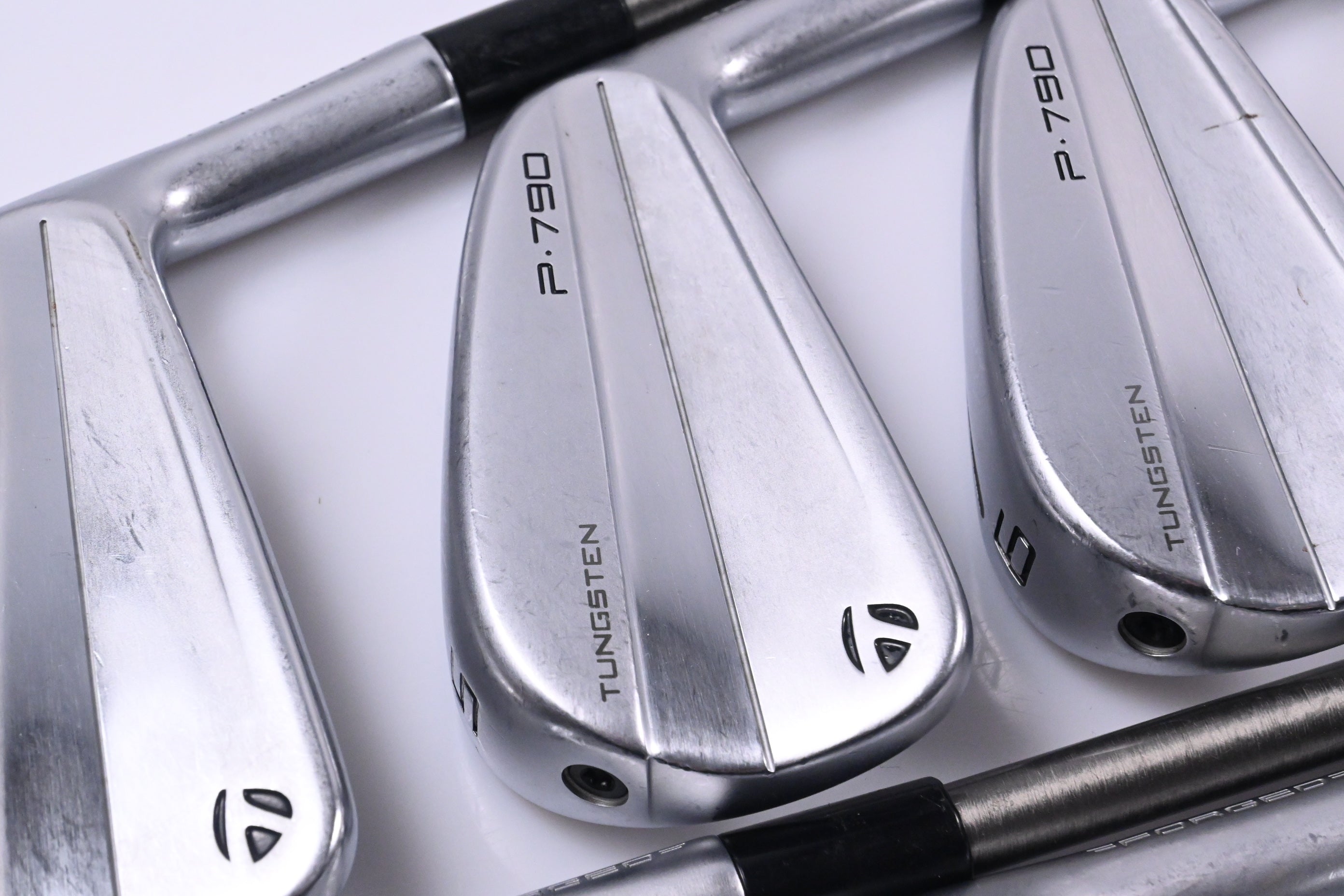 Taylormade P790 2023 Irons / 4-PW+AW / Stiff Flex Aerotech Steelfiber i80 Shafts