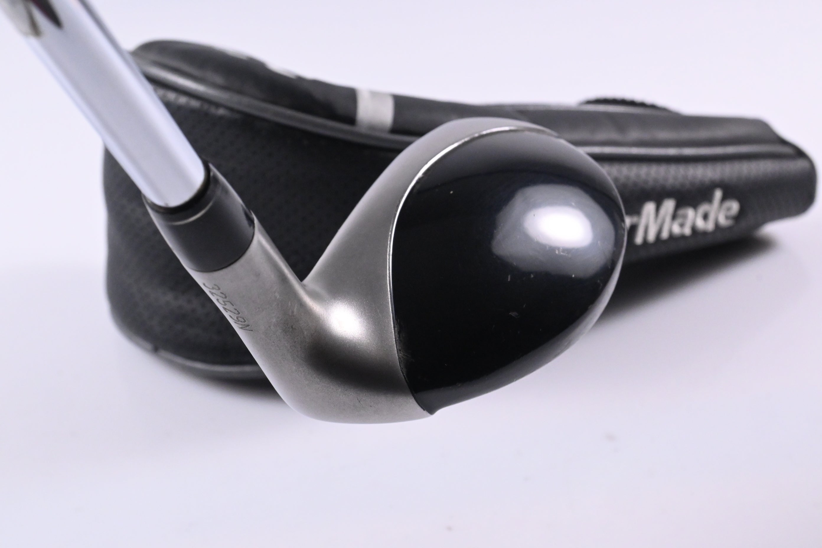 Taylormade Rescue Mid #2 Hybrid / 16 Degree / Regular Flex Light Metal Shaft