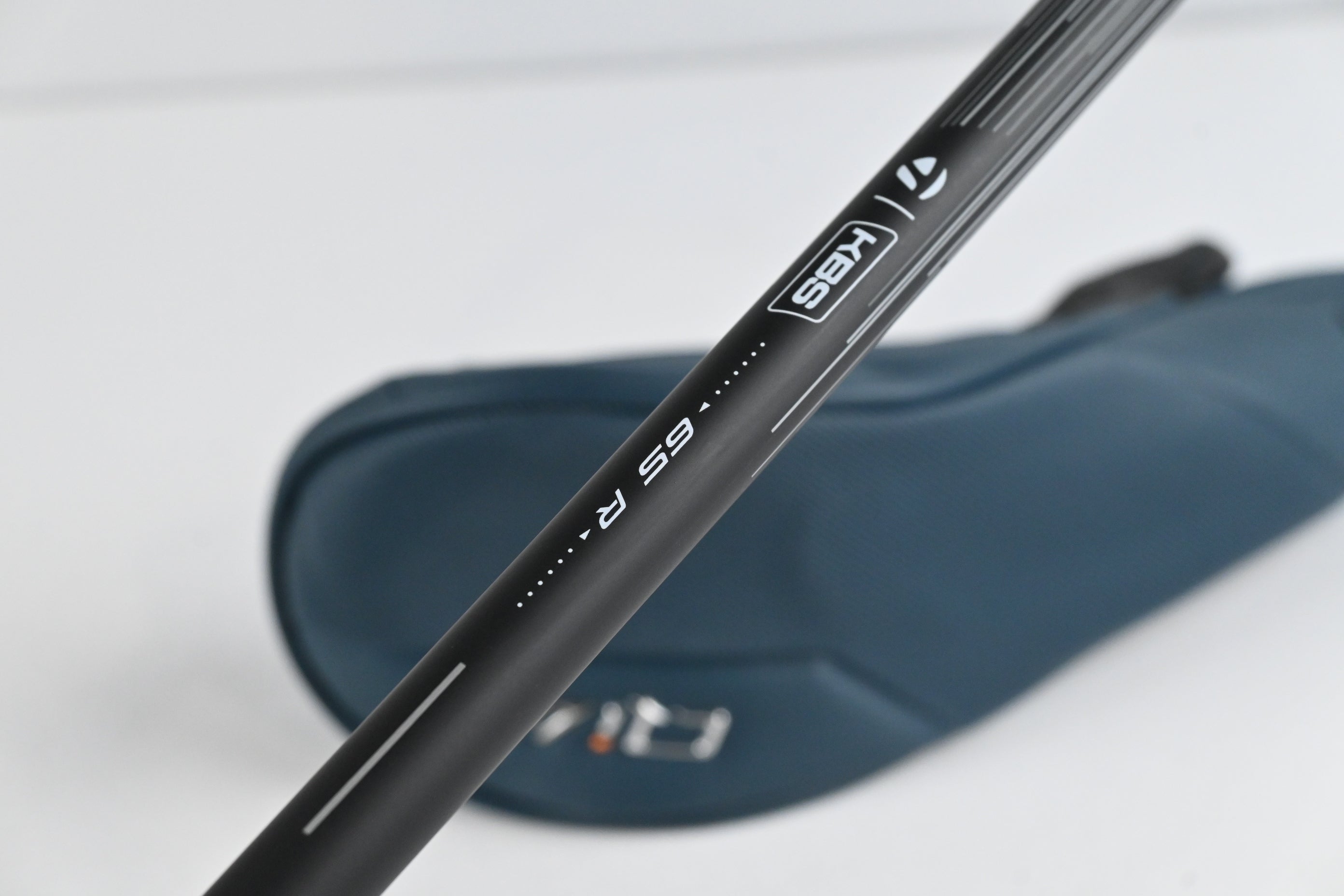 Taylormade Qi4D #4 Hybrid / 22 Degree / Regular Flex KBS Reax 65 Shaft