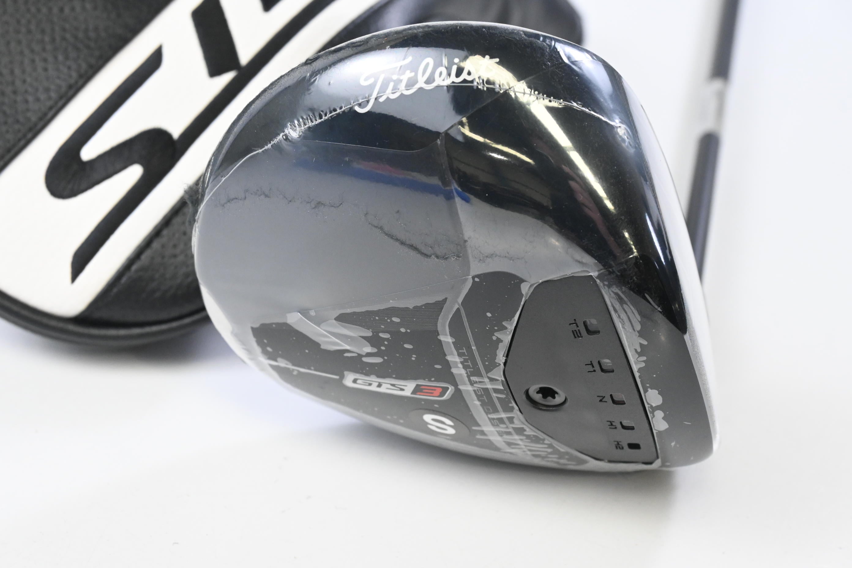 Titleist GTS3 Driver / 9 Degree / Stiff Flex Project X TITAN Black 60 Shaft