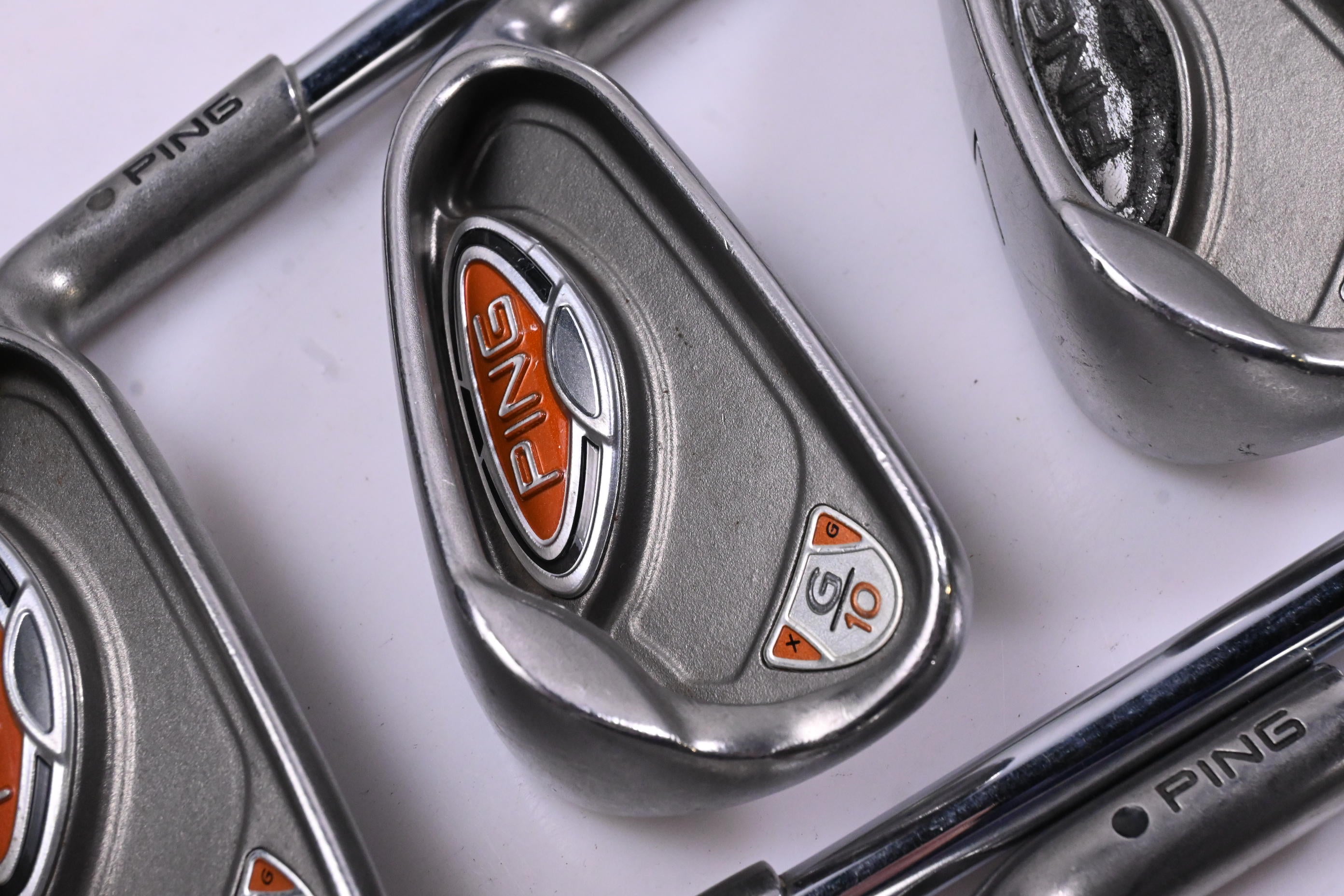 Ping G10 Irons / 5-PW / Black Dot / Regular Flex Ping AWT Shafts