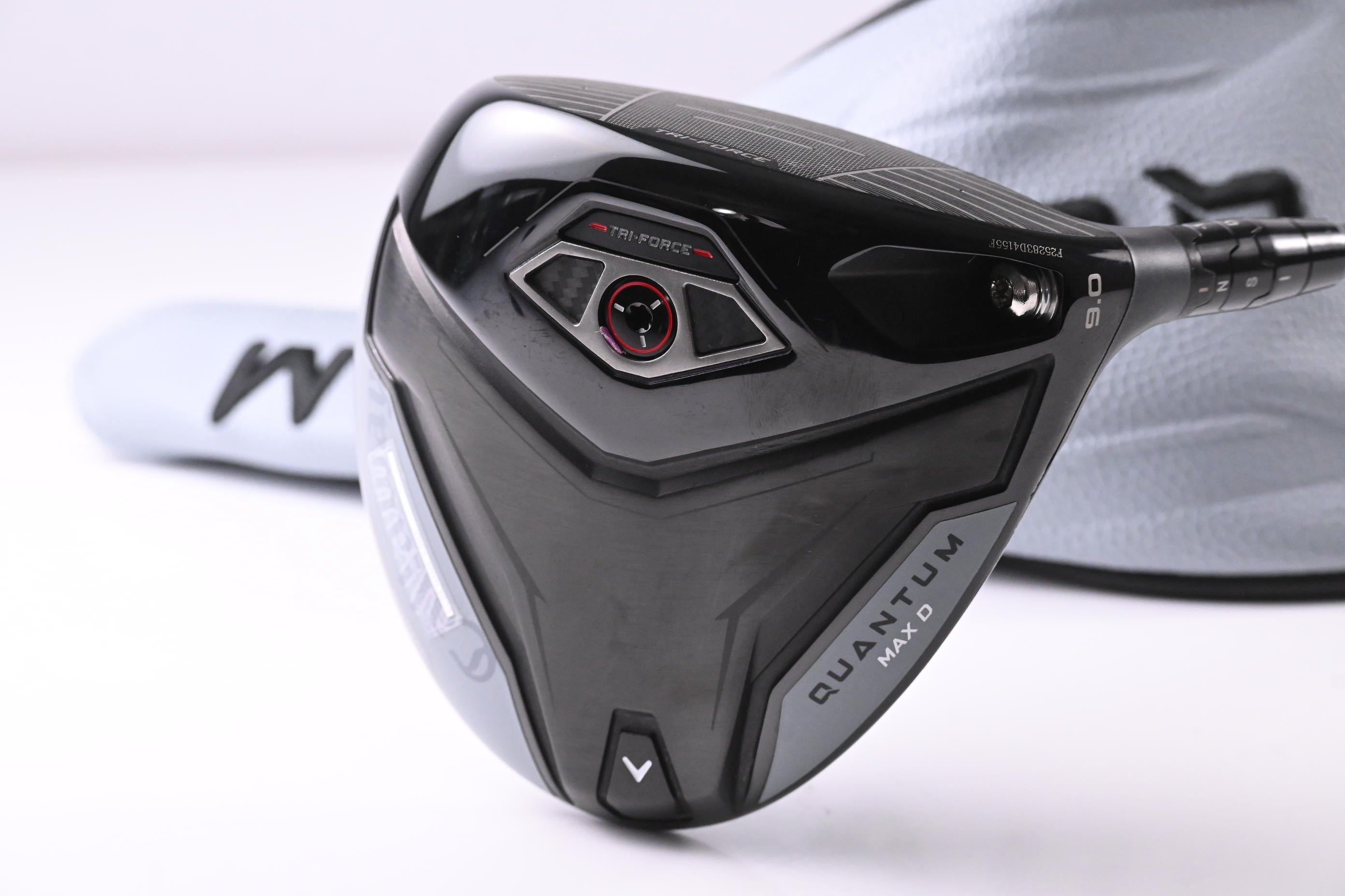 Callaway Quantum Max D Driver / 9 Degree / Stiff Flex Denali Frost Silver 50