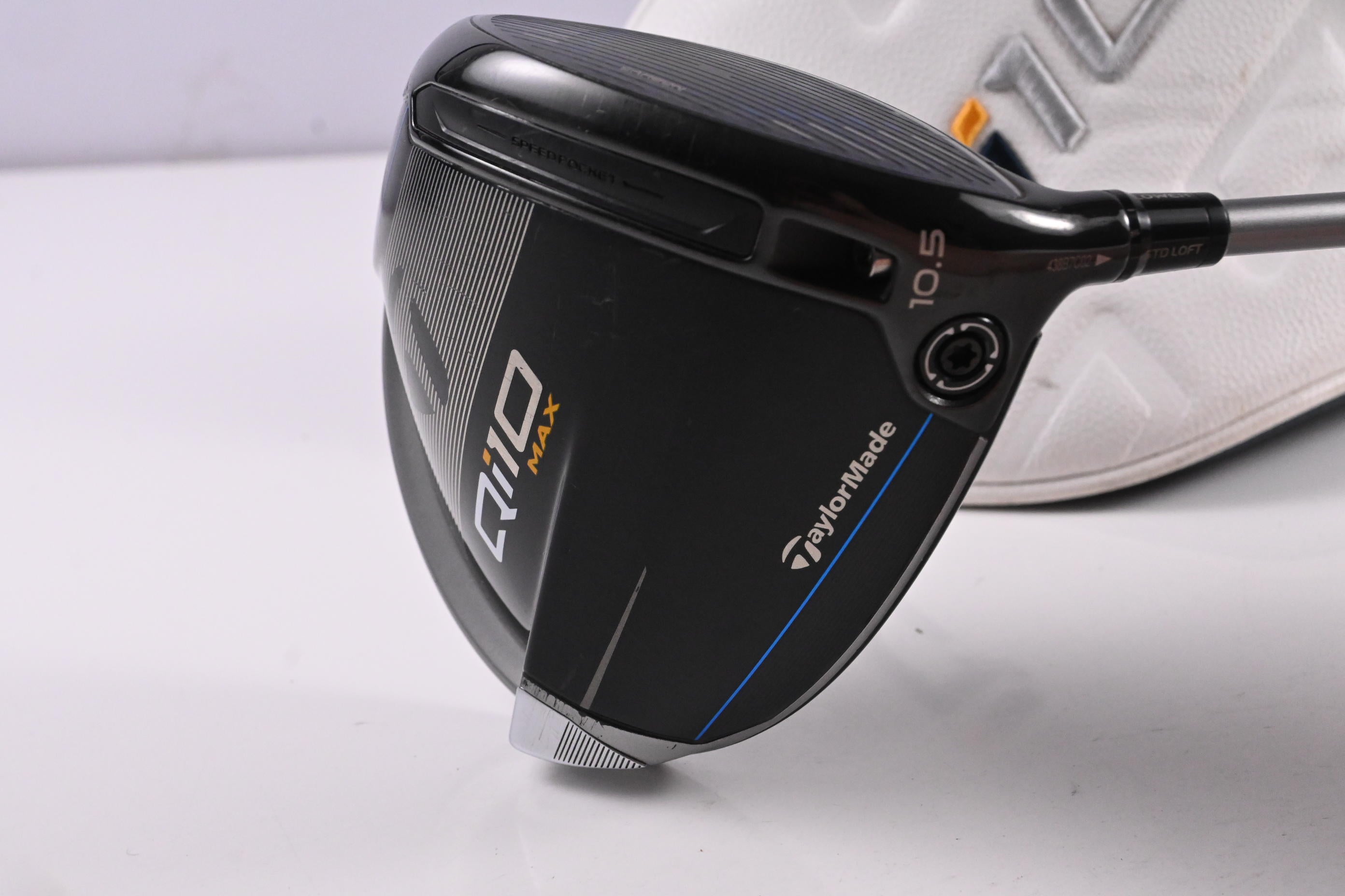 Taylormade Qi10 Max Driver / 10.5 Degree / Regular Flex Fujikura SpeederNX TCS