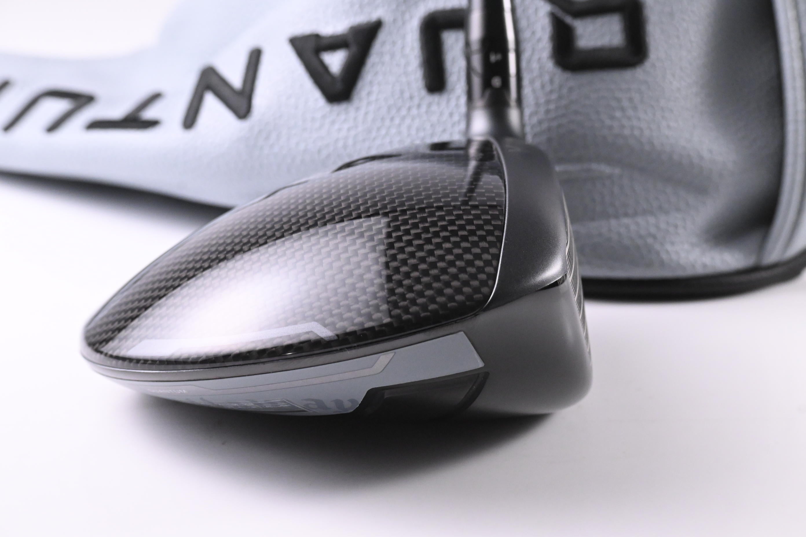 Callaway Quantum Max D Driver / 9 Degree / Stiff Flex Denali Frost Silver 50