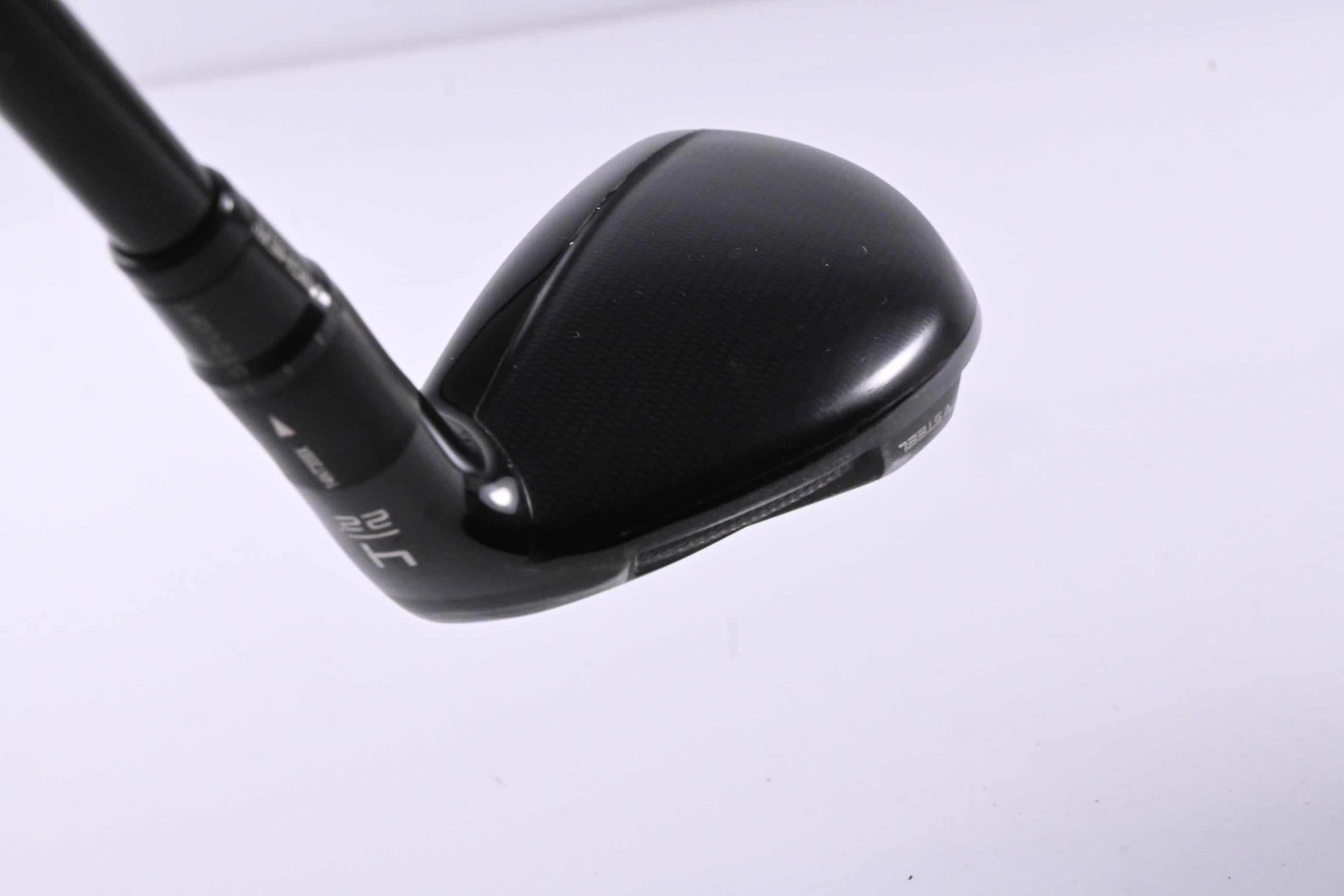 Taylormade SIM2 #4 Hybrid / 22 Degree / Stiff Flex HZRDUS Smoke Black RDX 80