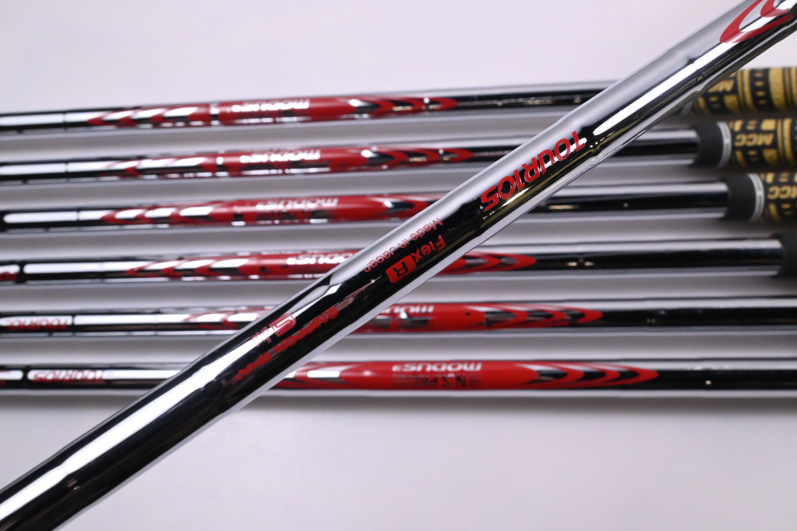 Taylormade P790 2021 Irons / 4-PW / Regular Flex N.S.Pro Modus³ Tour 105 Shafts
