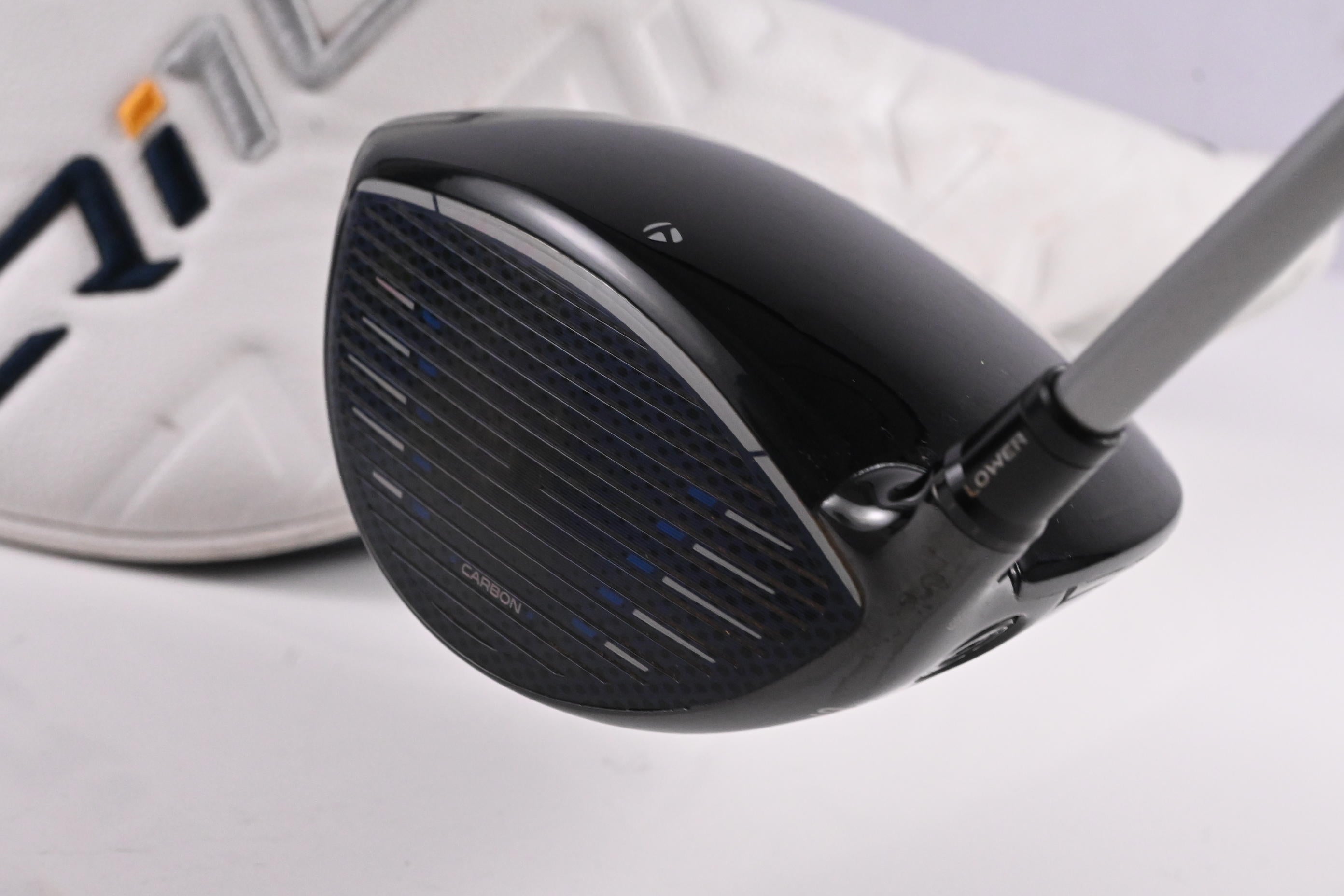 Taylormade Qi10 Max Driver / 10.5 Degree / Regular Flex Fujikura SpeederNX TCS