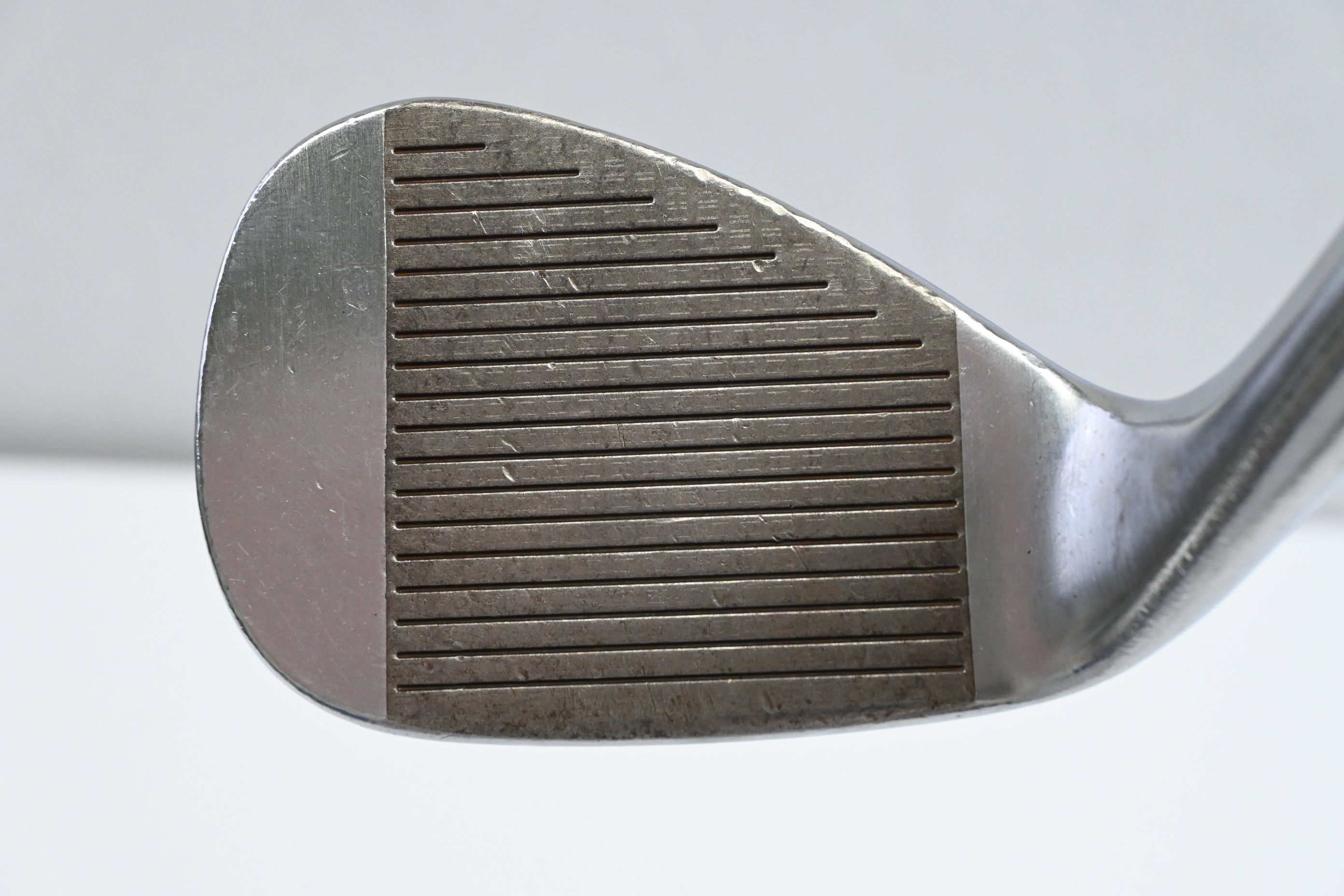 Taylormade Milled Grind 2 Sand Wedge / 54 Degree / Stiff Flex Dynamic Gold S200