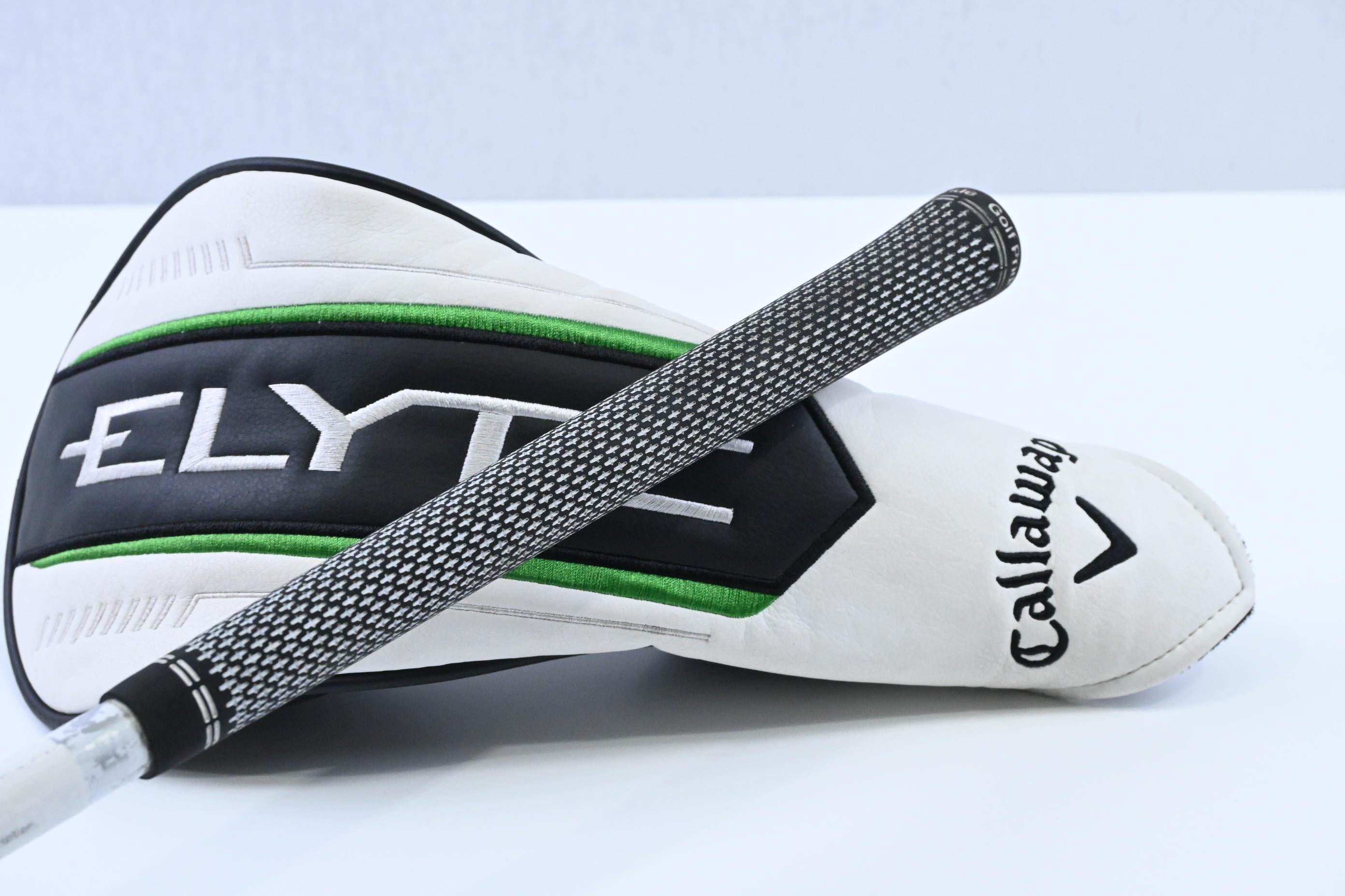 Callaway Elyte Driver / 10.5 Degree / Regular Flex Denali Charcoal 50 Shaft