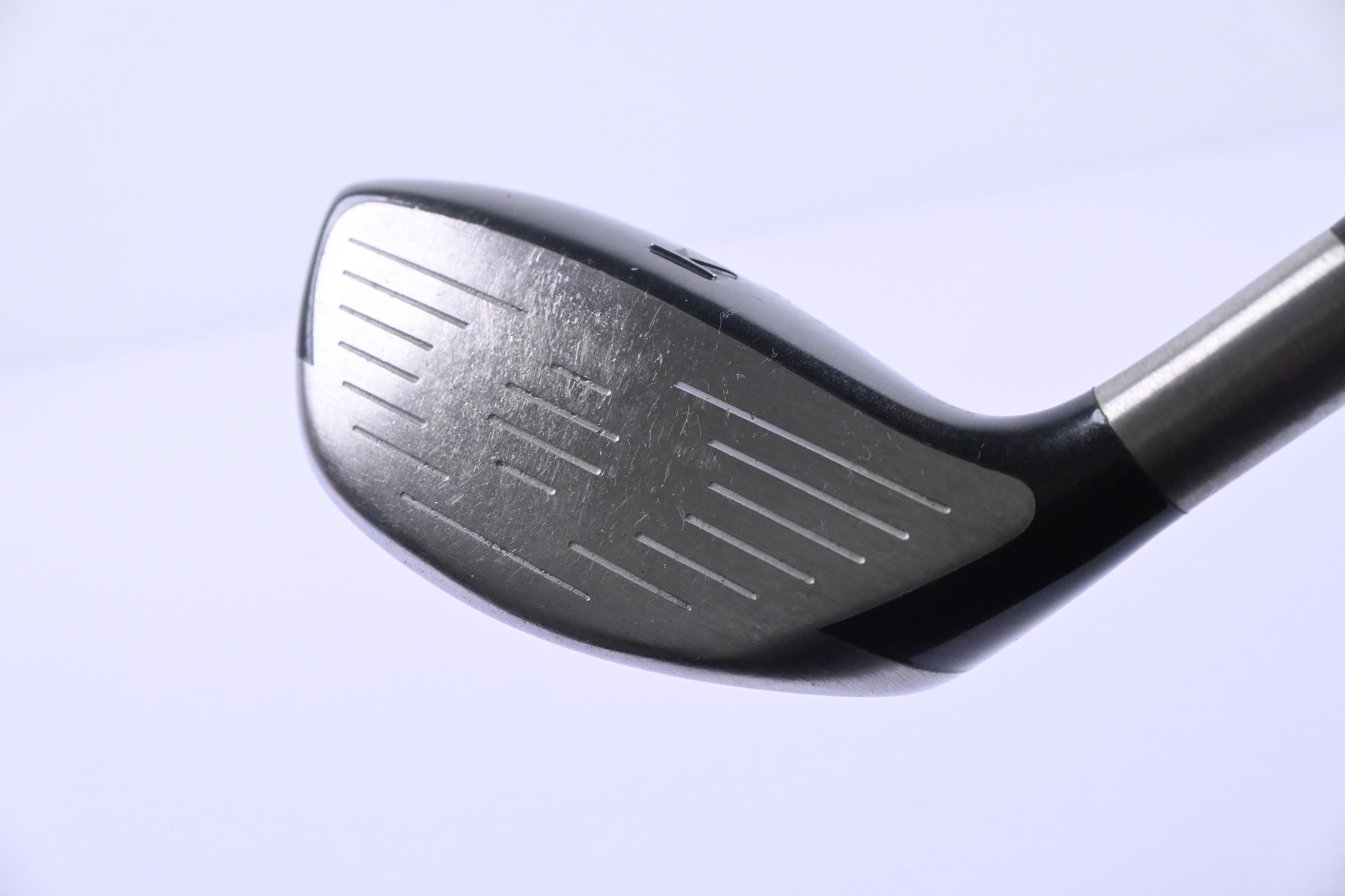 Titleist 904 F #4 Wood / 17 Degree / Regular Flex Tour AD YS-6 Shaft