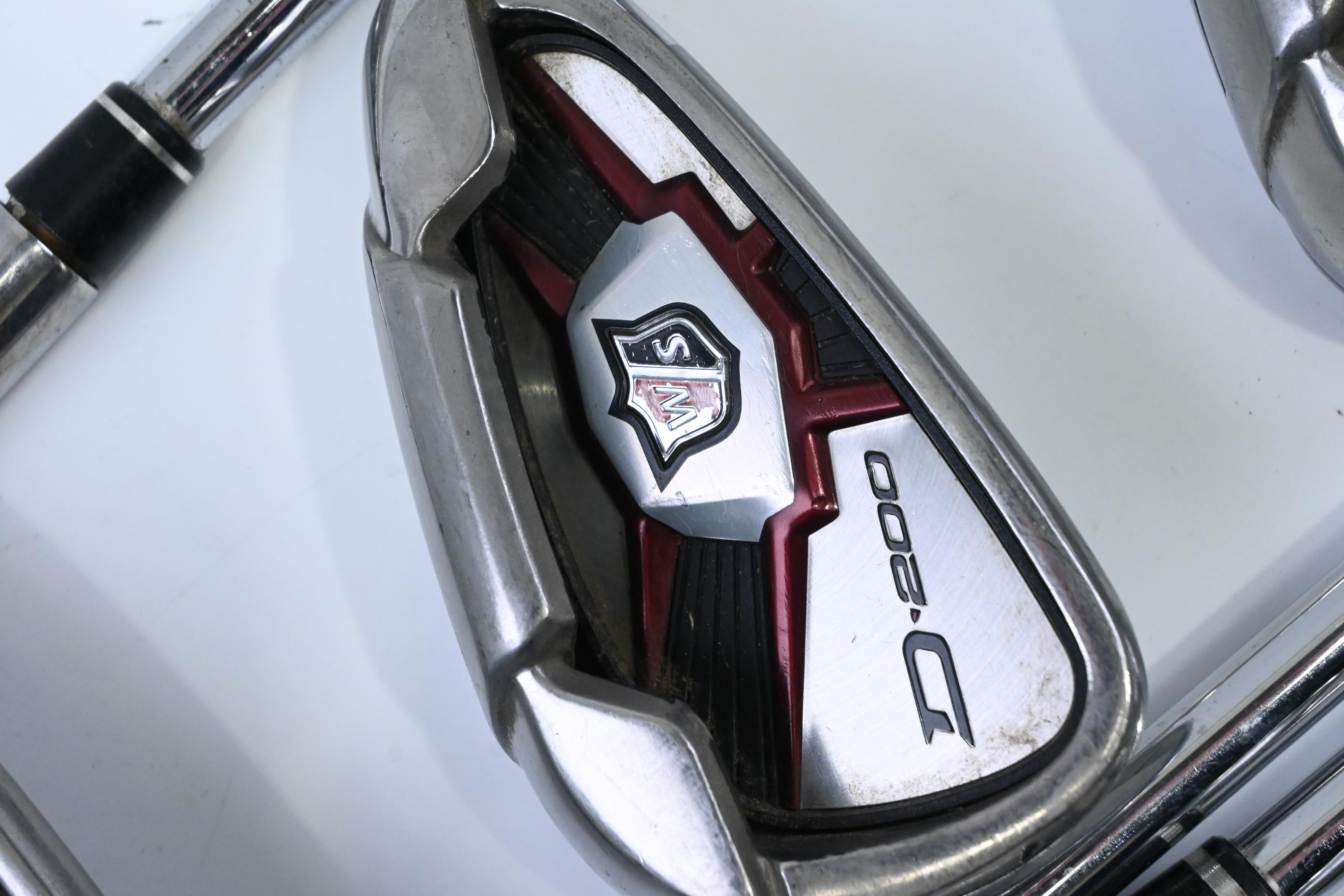 Wilson D200 Irons / 5-PW+SW / Uniflex True Temper SL 85 Shafts
