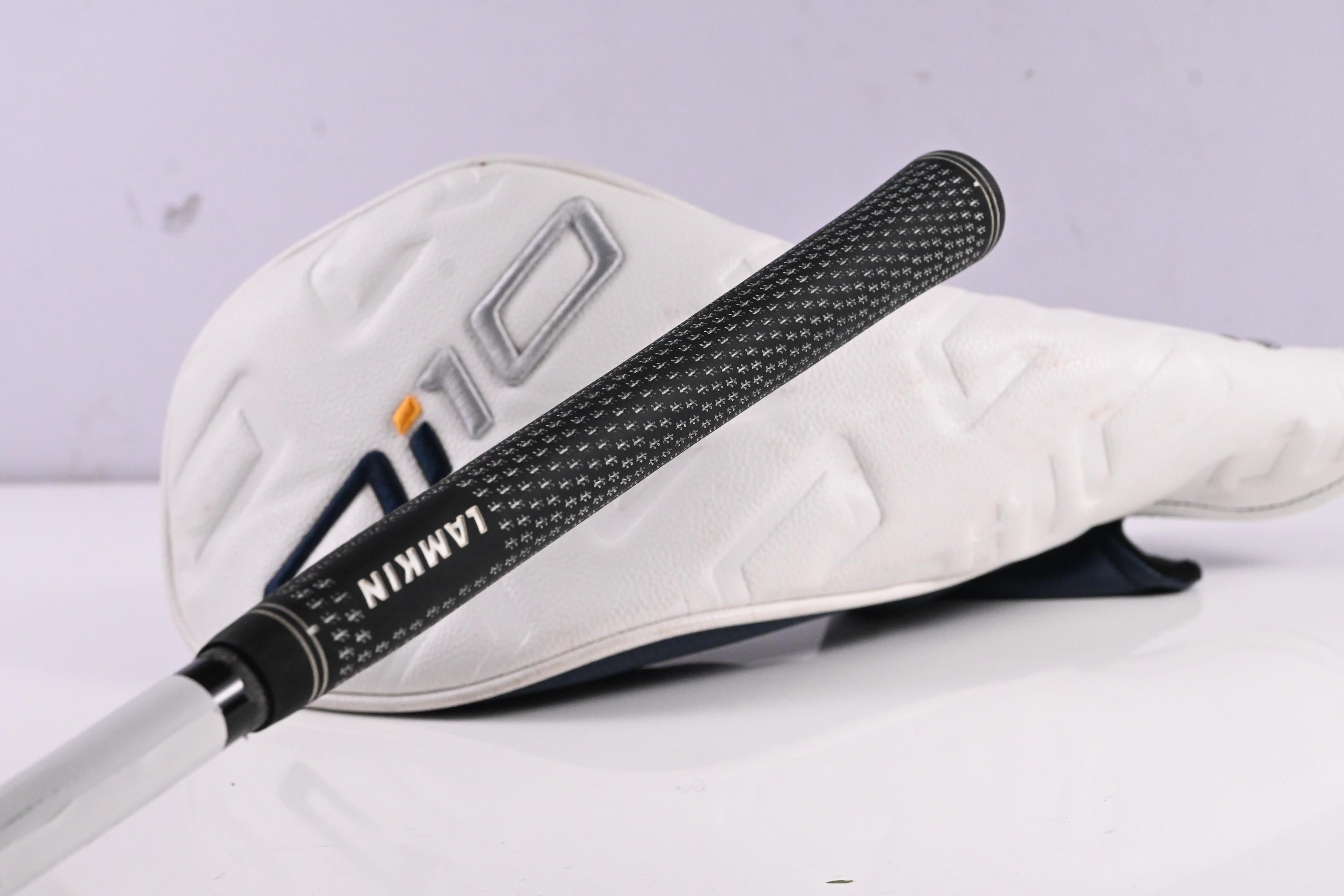 Taylormade Qi10 Max Driver / 10.5 Degree / Regular Flex Fujikura SpeederNX TCS