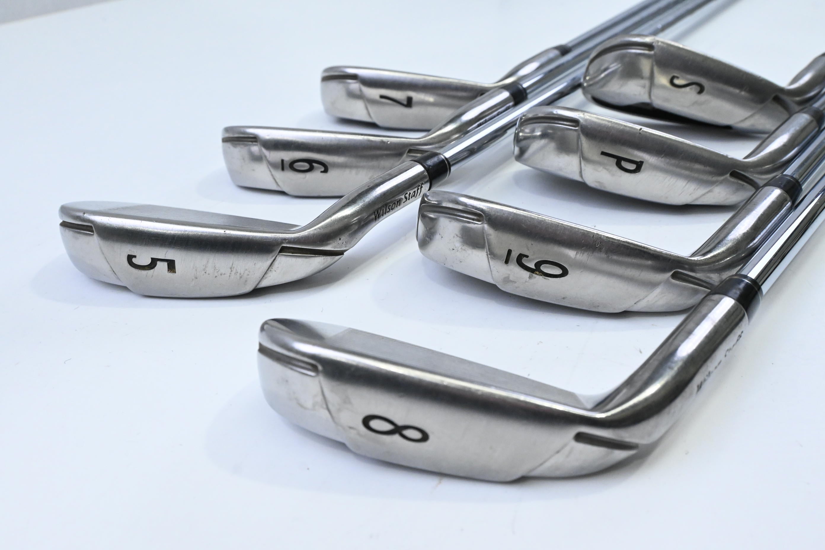 Wilson D200 Irons / 5-PW+SW / Uniflex True Temper SL 85 Shafts