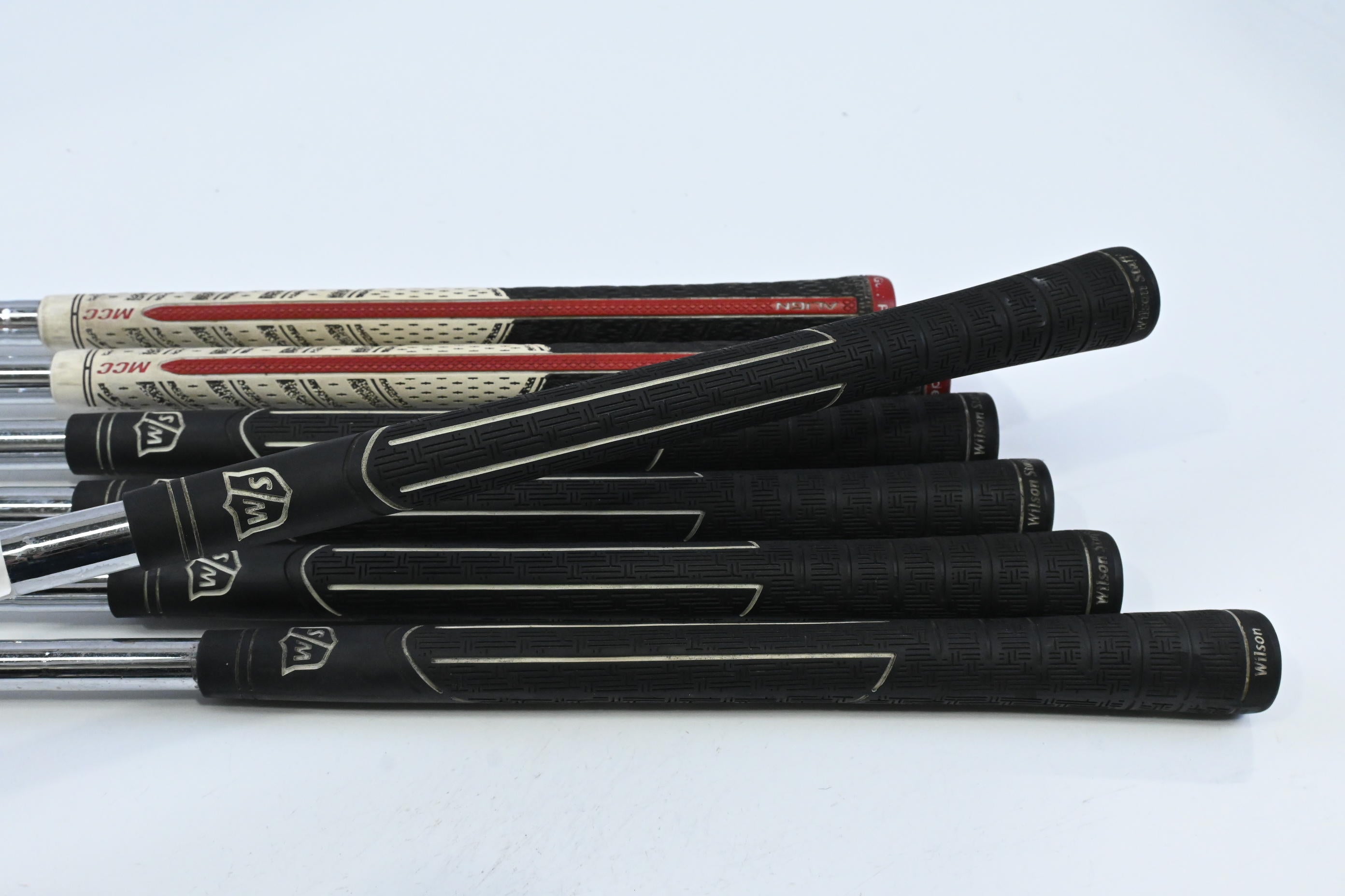 Wilson D200 Irons / 5-PW+SW / Uniflex True Temper SL 85 Shafts