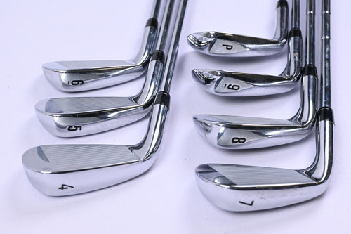 Callaway Apex Ai150 Irons / 4-PW / X-Flex Dynamic Gold Mid 115 X100 Shafts