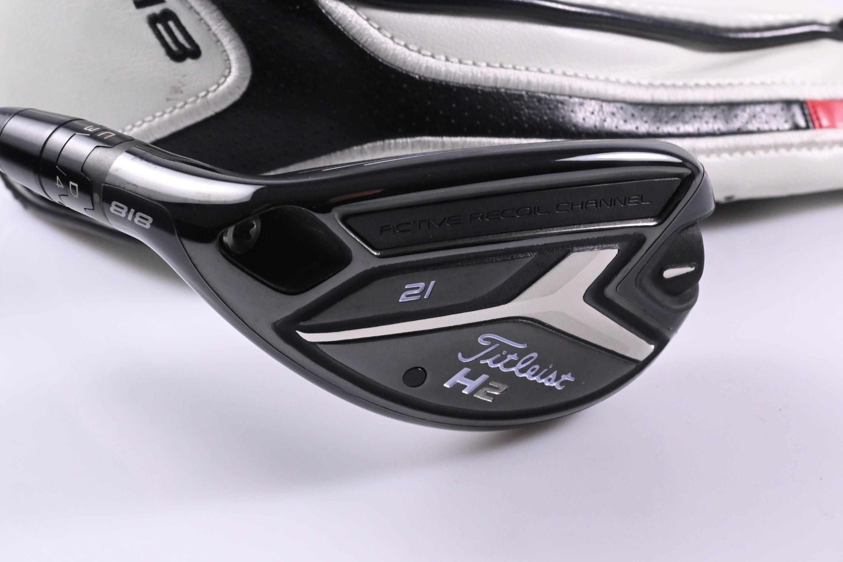 Left Hand Titleist 818 H2 #4 Hybrid / 21 Degree / Regular Flex Evenflow Blue 85 Shaft