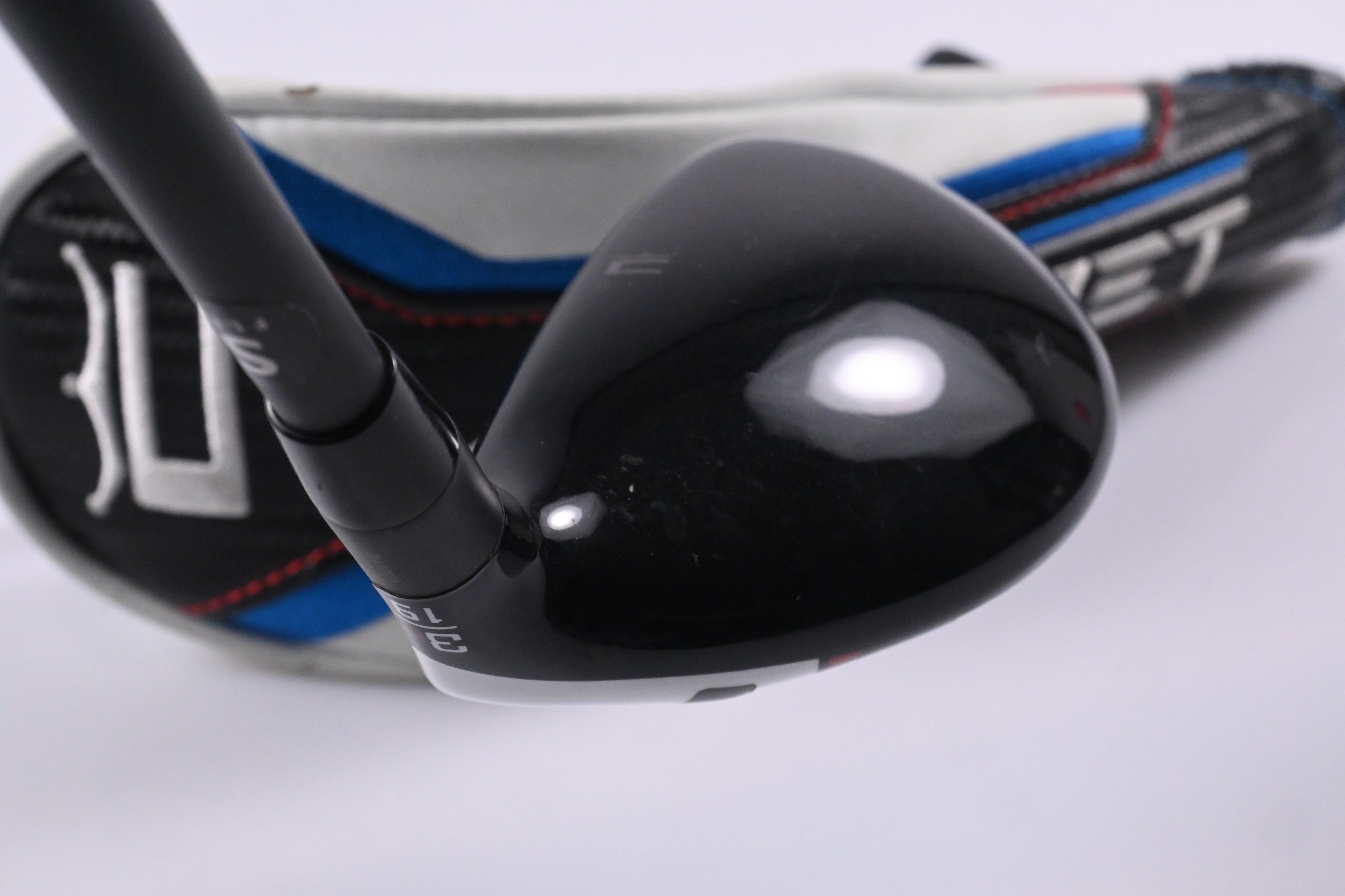 Cobra Aerojet #3 Hybrid / 19 Degree / Stiff Flex KBS PGI 85 Shaft
