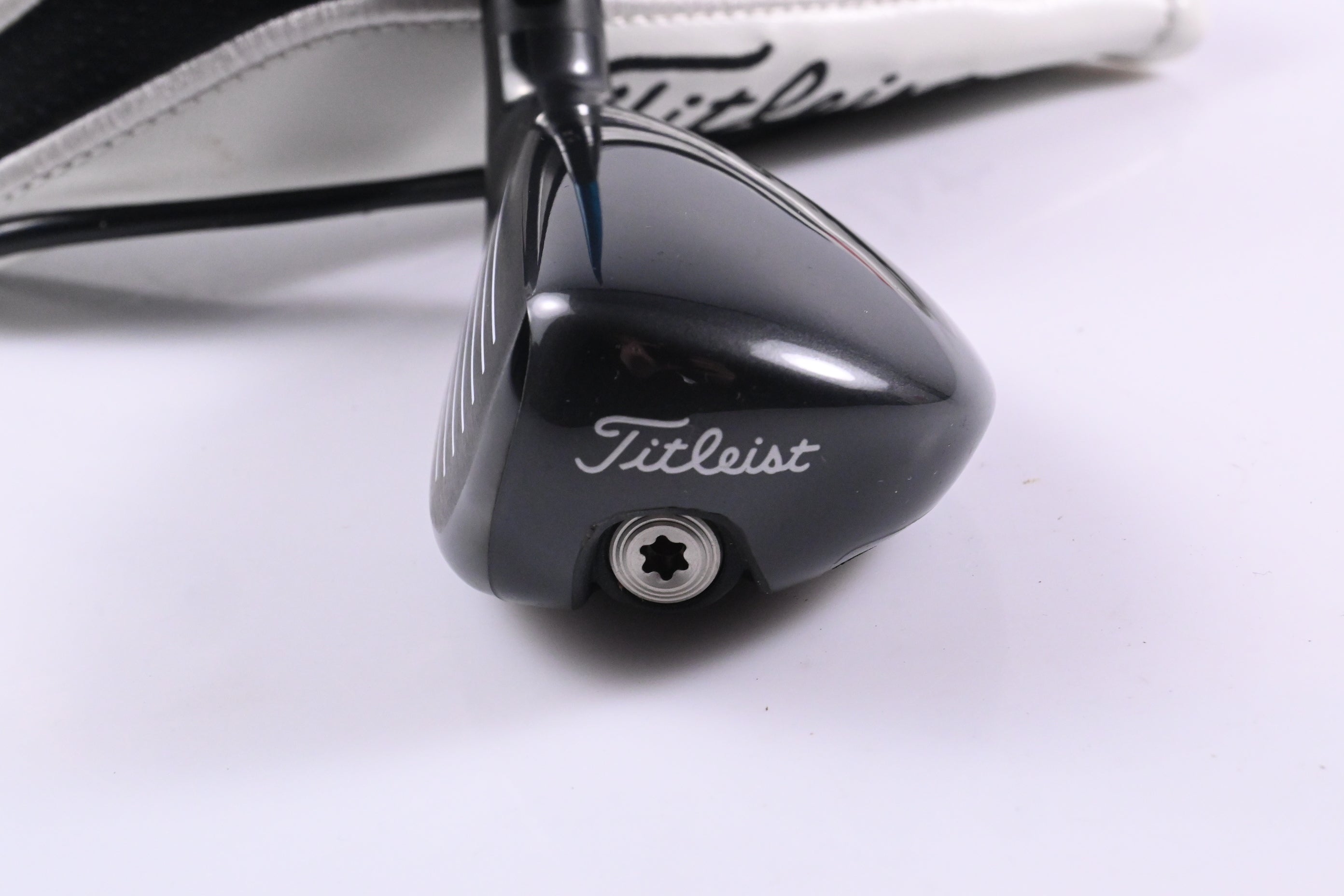 Left Hand Titleist 818 H2 #4 Hybrid / 21 Degree / Regular Flex Evenflow Blue 85 Shaft