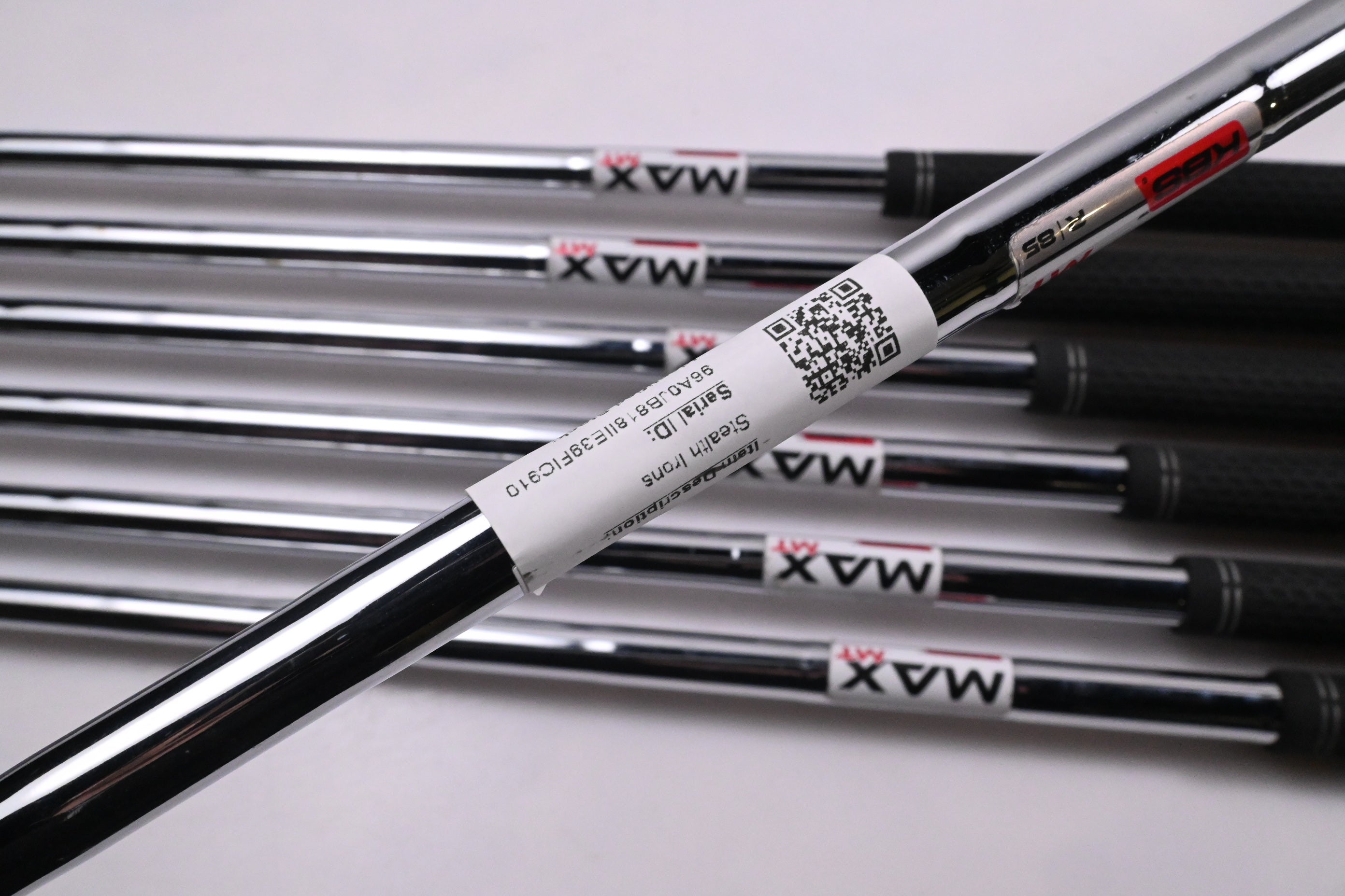 Taylormade Stealth Irons / 5-PW+SW / Regular Flex KBS MAX MT 85 Shafts