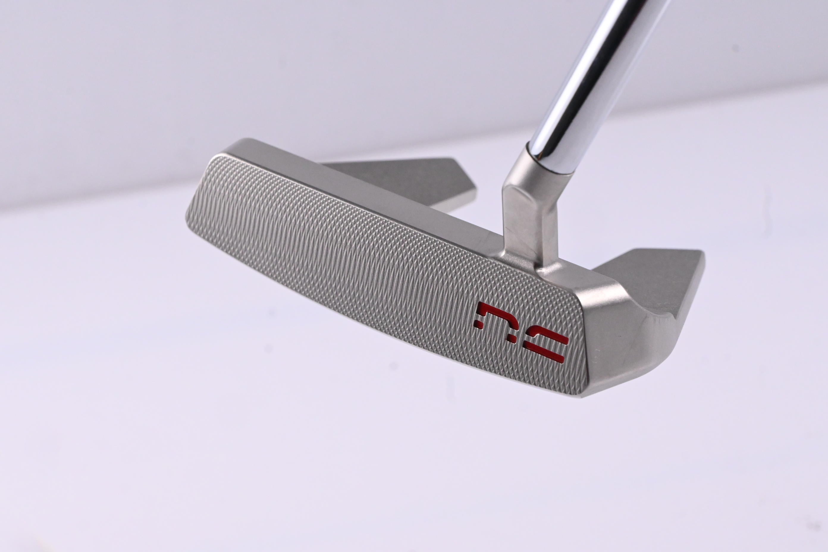 Never Compromise Reserve 4 Putter / 34 Inch
