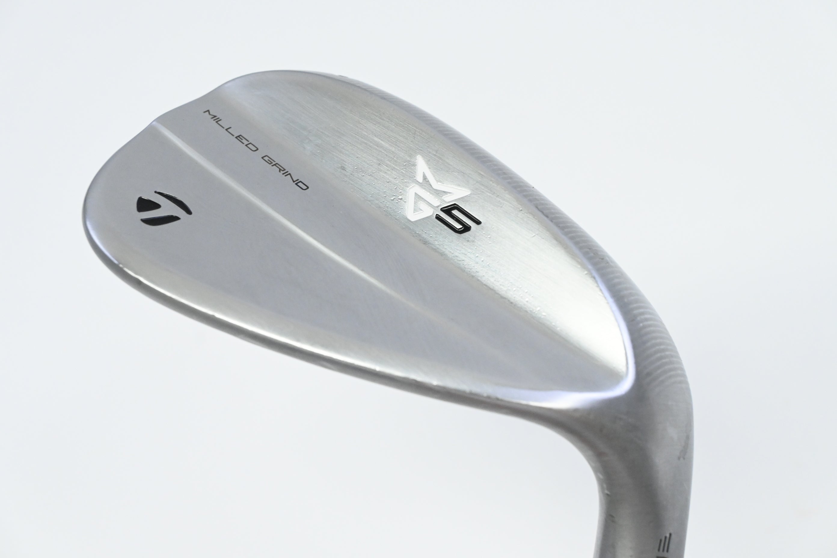 Taylormade Milled Grind 5 Gap Wedge / 52 Degree / Wedge Flex Dynamic Gold 115