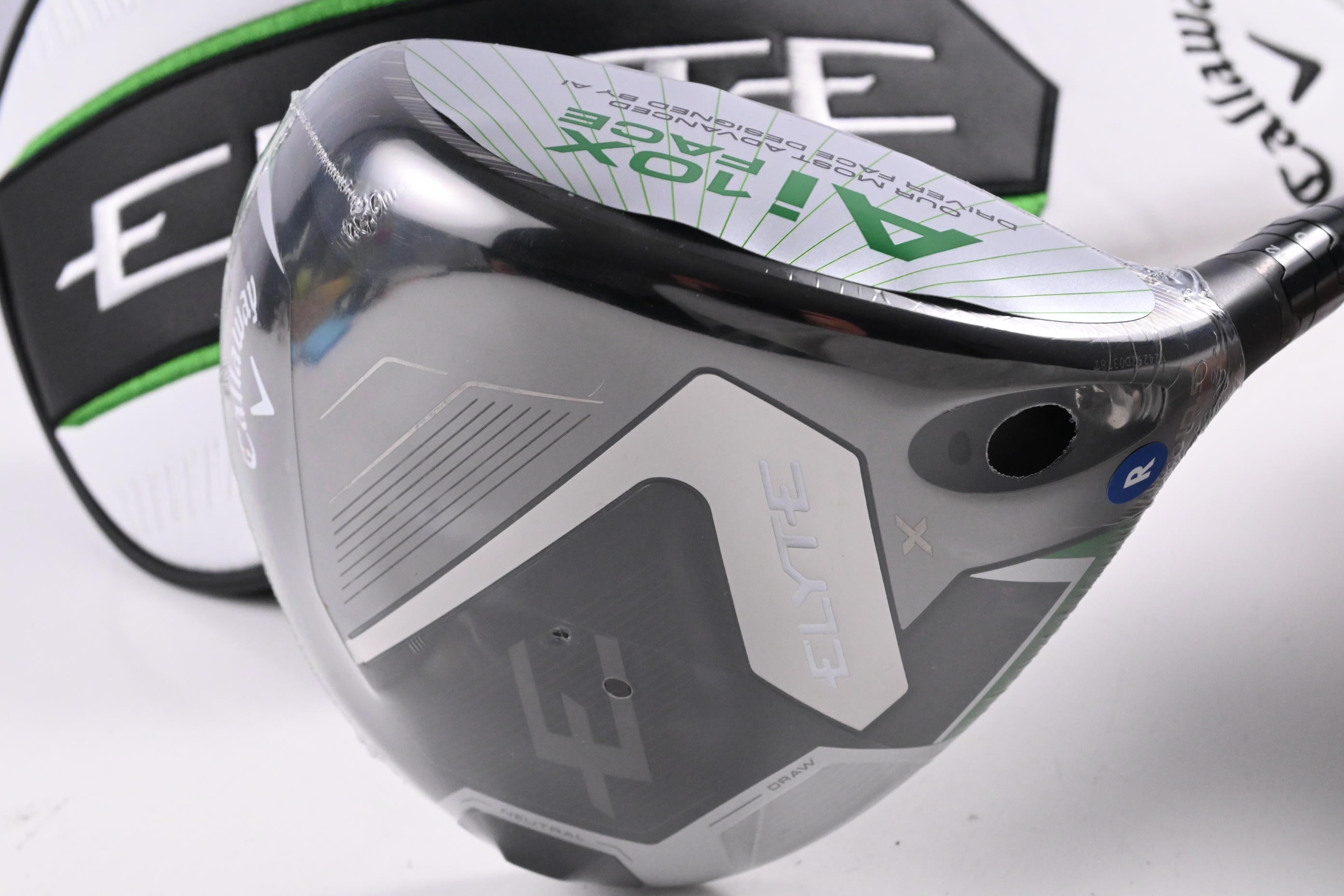 Callaway Elyte X Driver / 10.5 Degree / Regular Flex Denali Charcoal 50 Shaft