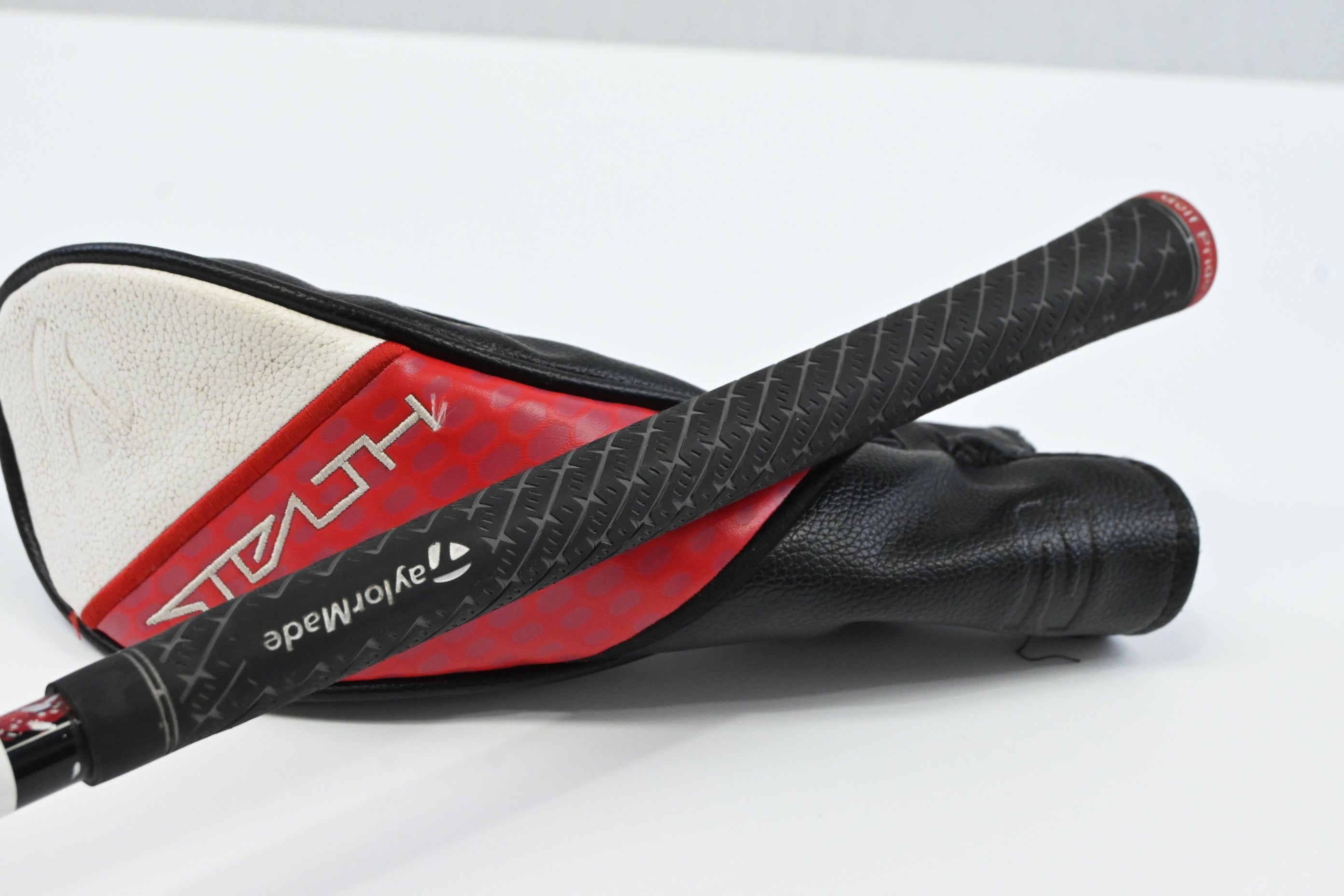Taylormade Stealth 2 Plus #3 Hybrid / 19.5 Degree / Stiff Flex Kai'li Red 85 Shaft