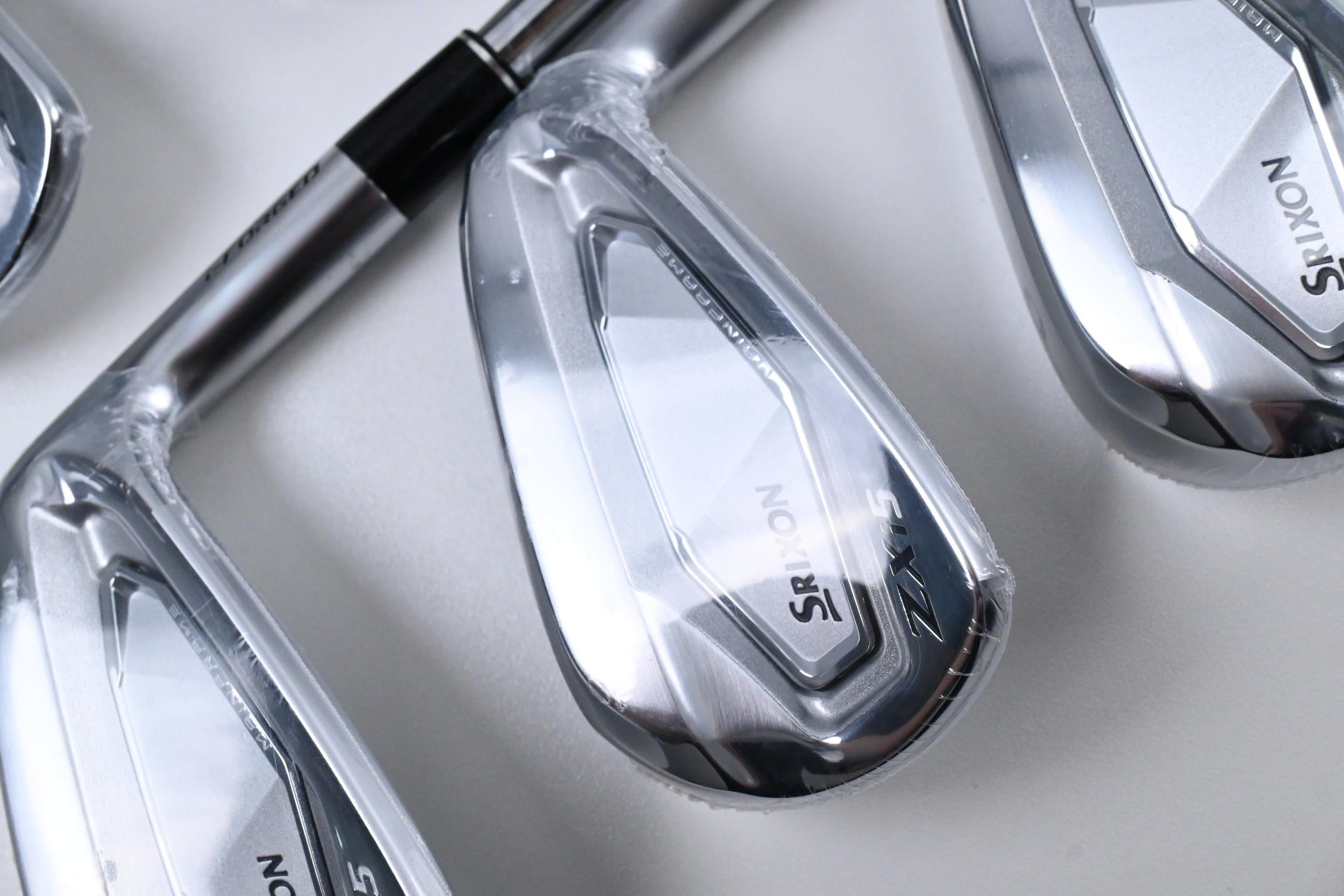 Srixon Zxi5 Irons / 5-PW / Stiff Flex KBS Tour Lite Shafts